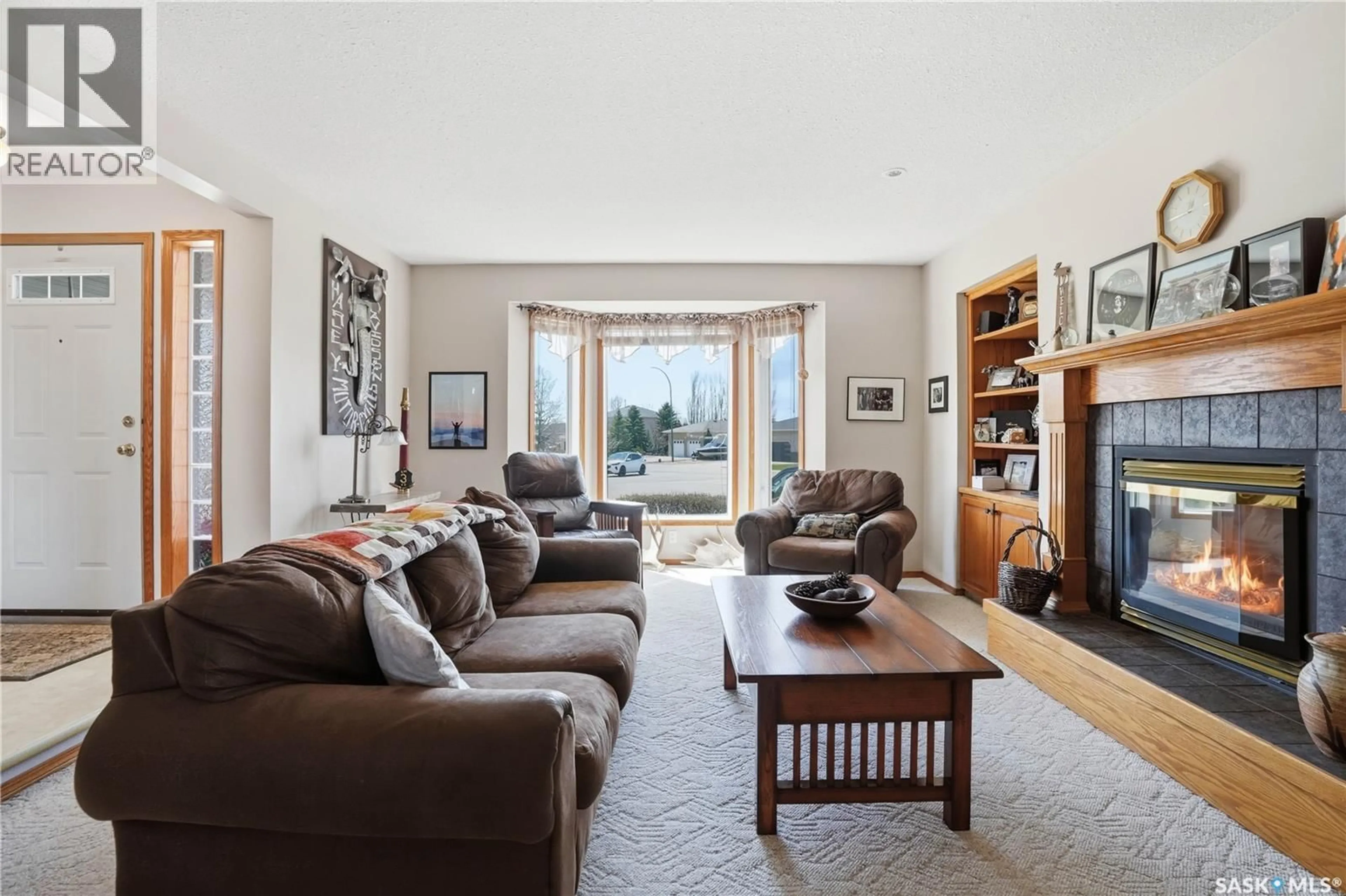 Living room with furniture, unknown for 403 WILLOW BAY, Balgonie Saskatchewan S0G0E0