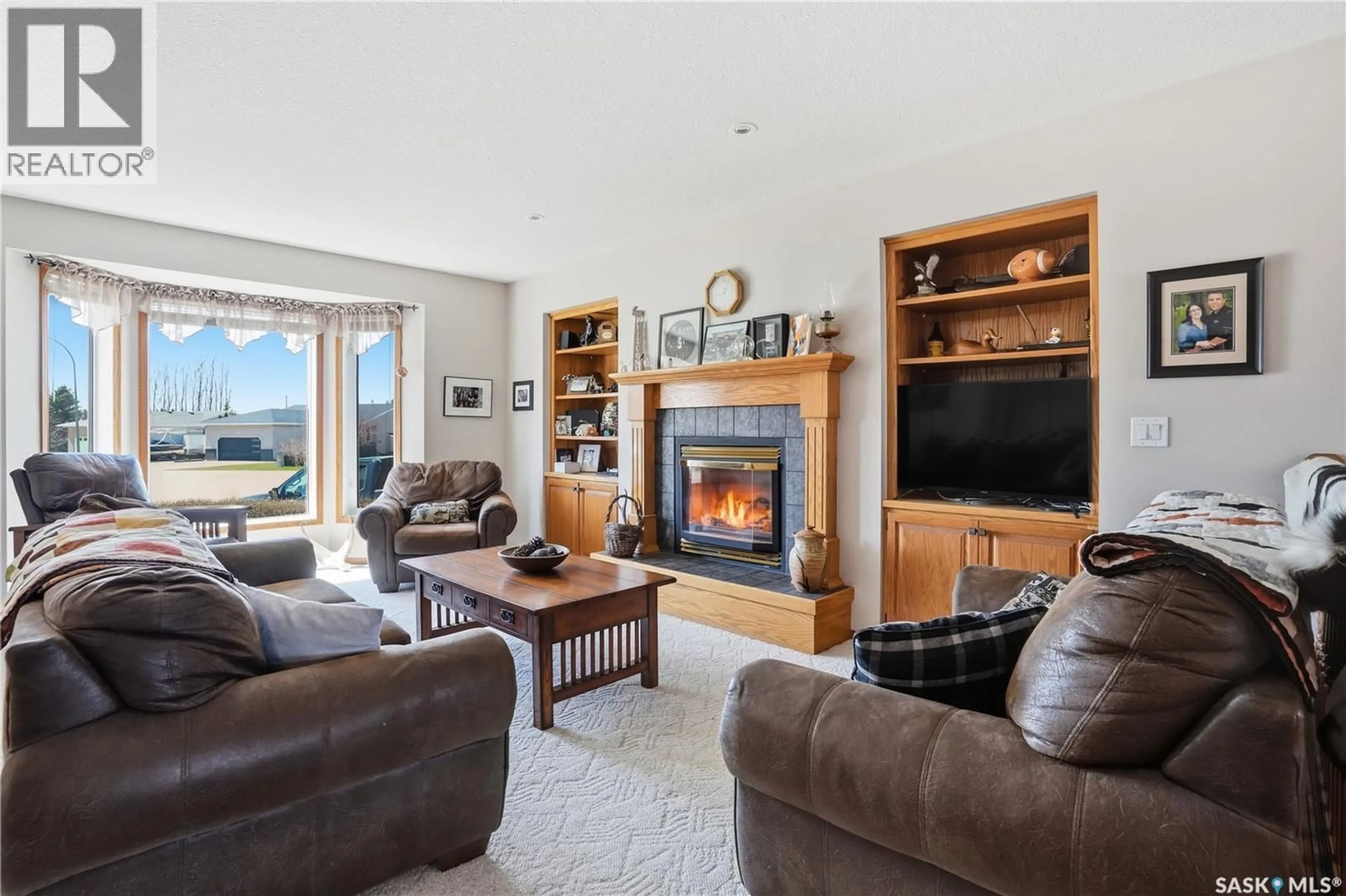 Living room with furniture, unknown for 403 WILLOW BAY, Balgonie Saskatchewan S0G0E0