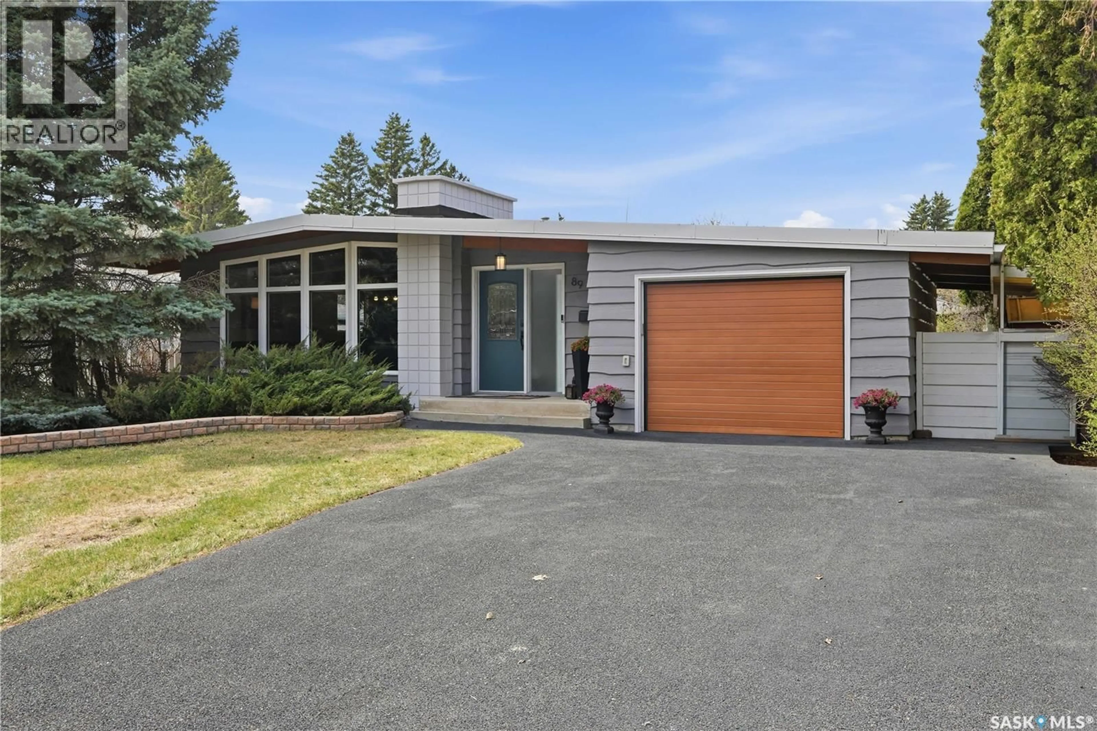 Home with vinyl exterior material, street for 89 PHILLIPS CRESCENT, Saskatoon Saskatchewan S7H3M9