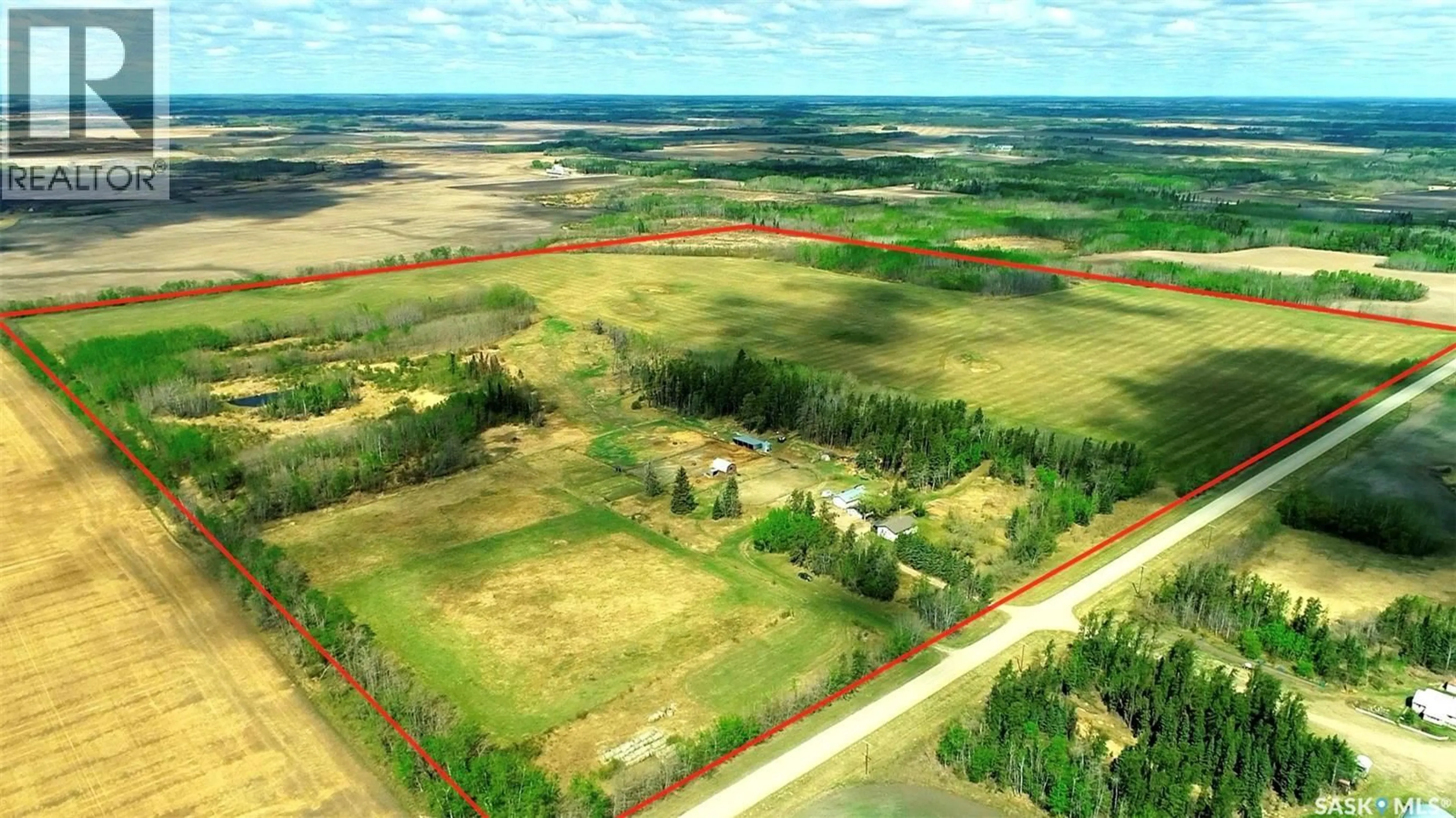 A pic from outside/outdoor area/front of a property/back of a property/a pic from drone, unknown for SMEATON ACREAGE, Torch River Rm No. 488 Saskatchewan S0E2J0