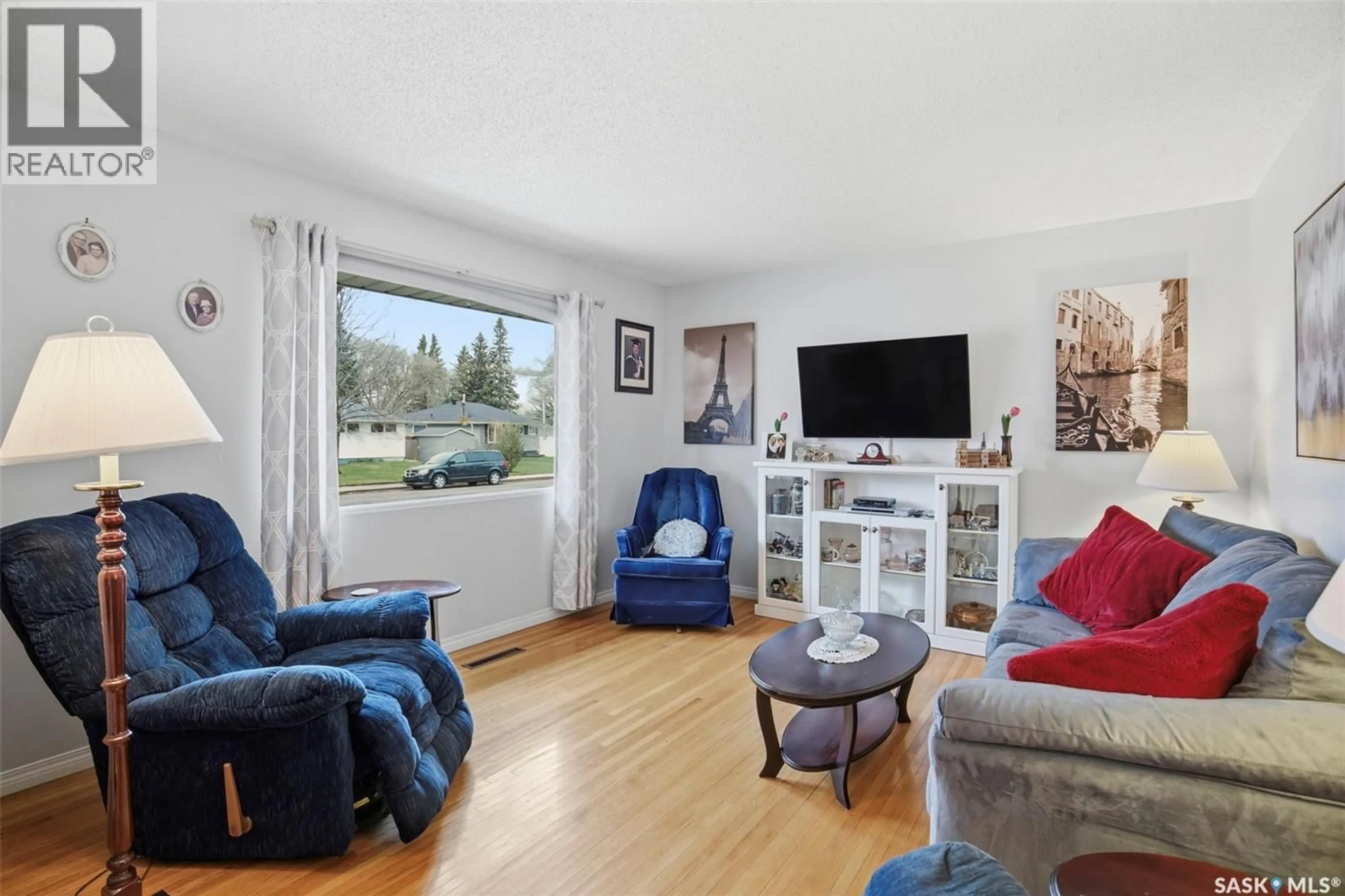 Unknown for 35 HARRISON CRESCENT, Saskatoon Saskatchewan S7J2K9