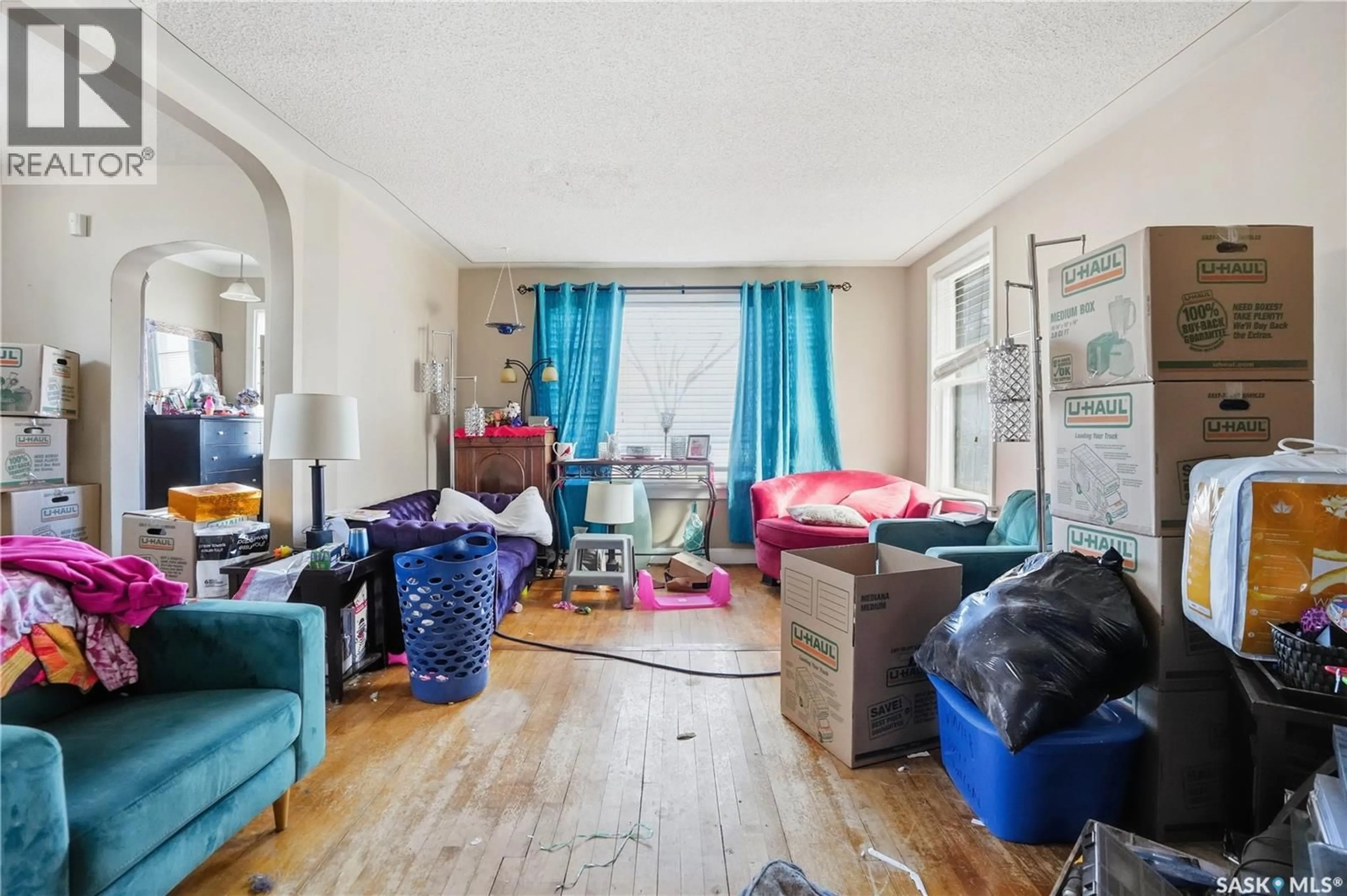 Unknown for 2512 GARNET STREET, Regina Saskatchewan S4T3A4