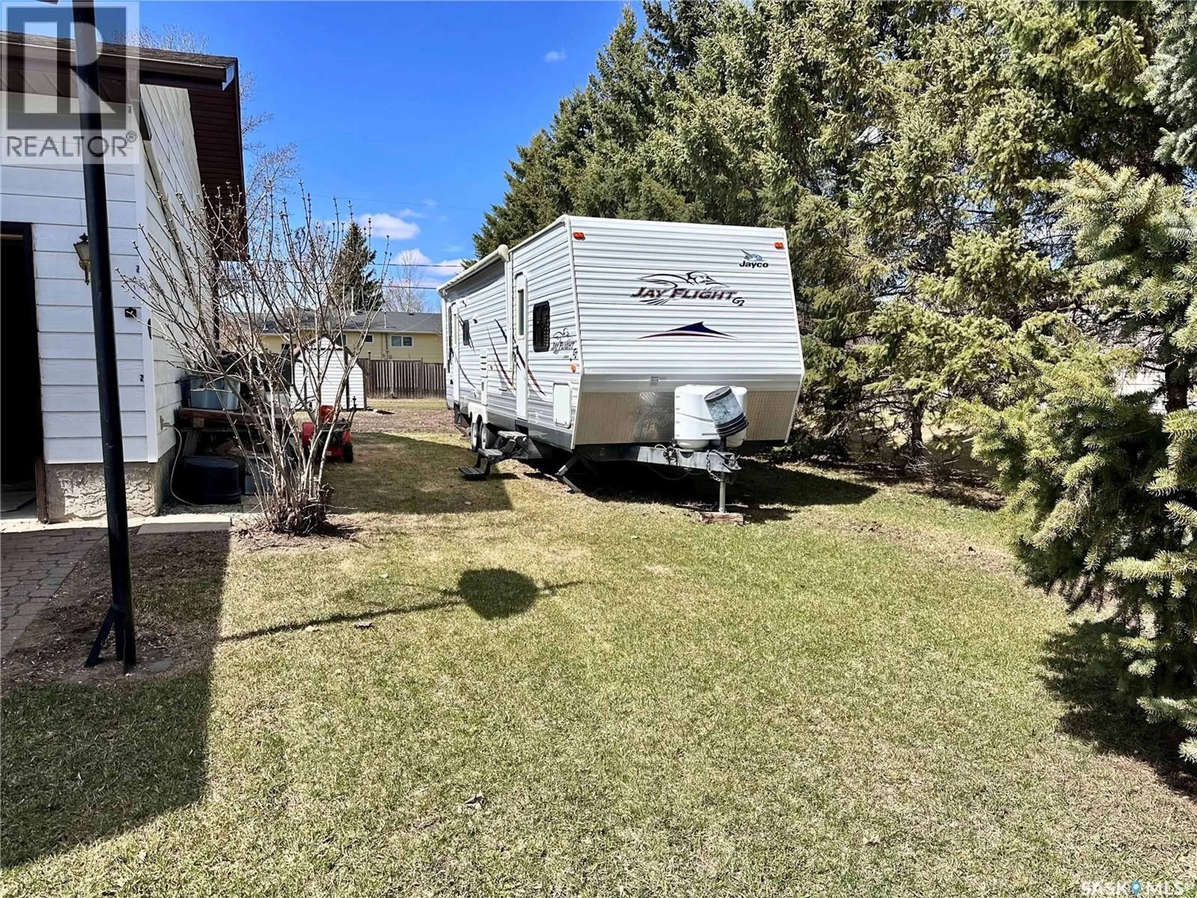 A pic from outside/outdoor area/front of a property/back of a property/a pic from drone, unknown for 334 YOUNG STREET, Earl Grey Saskatchewan S0G1J0