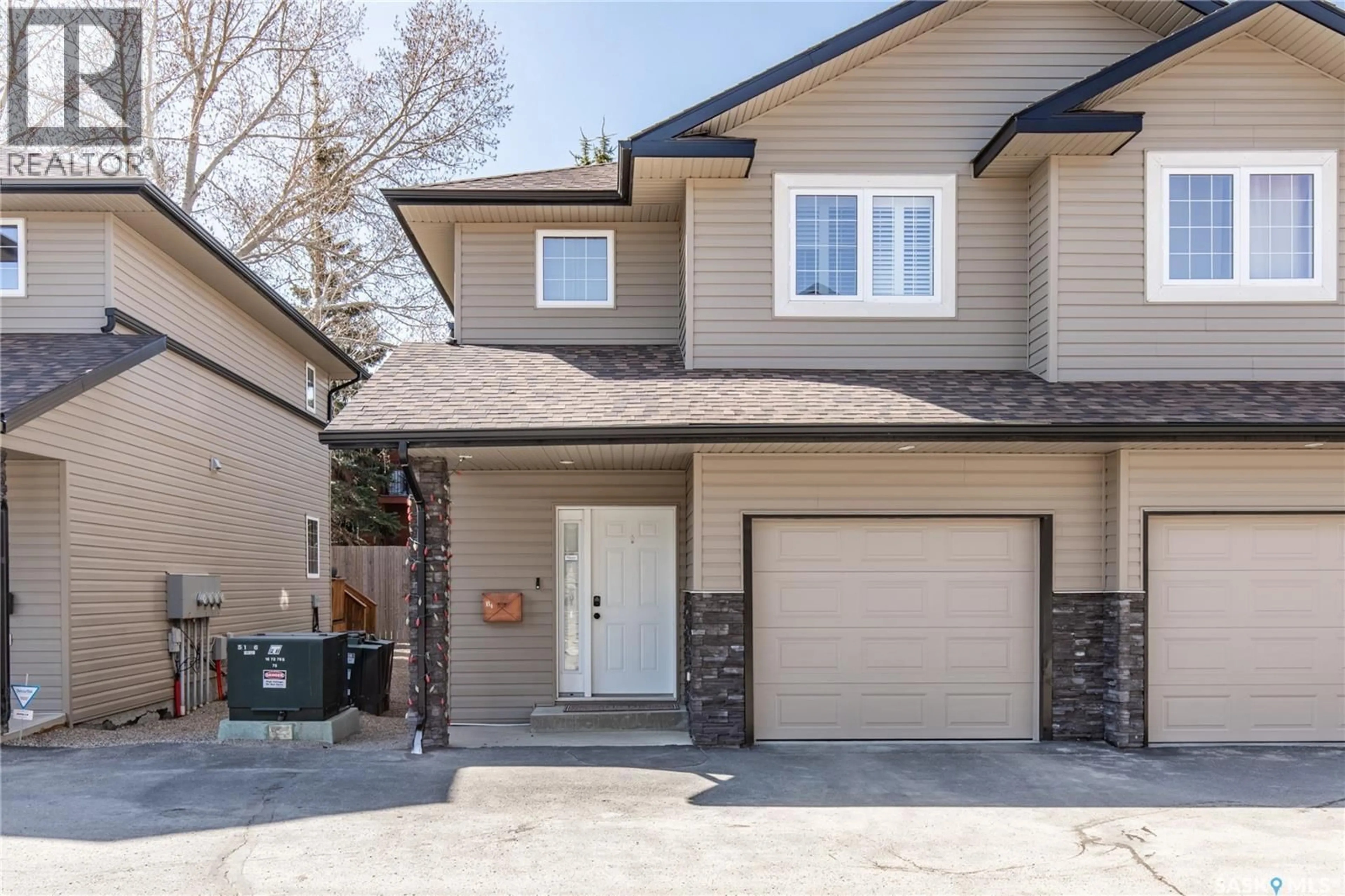 Unknown for B4 - 33 WOOD LILY DRIVE, Moose Jaw Saskatchewan S6J1E6