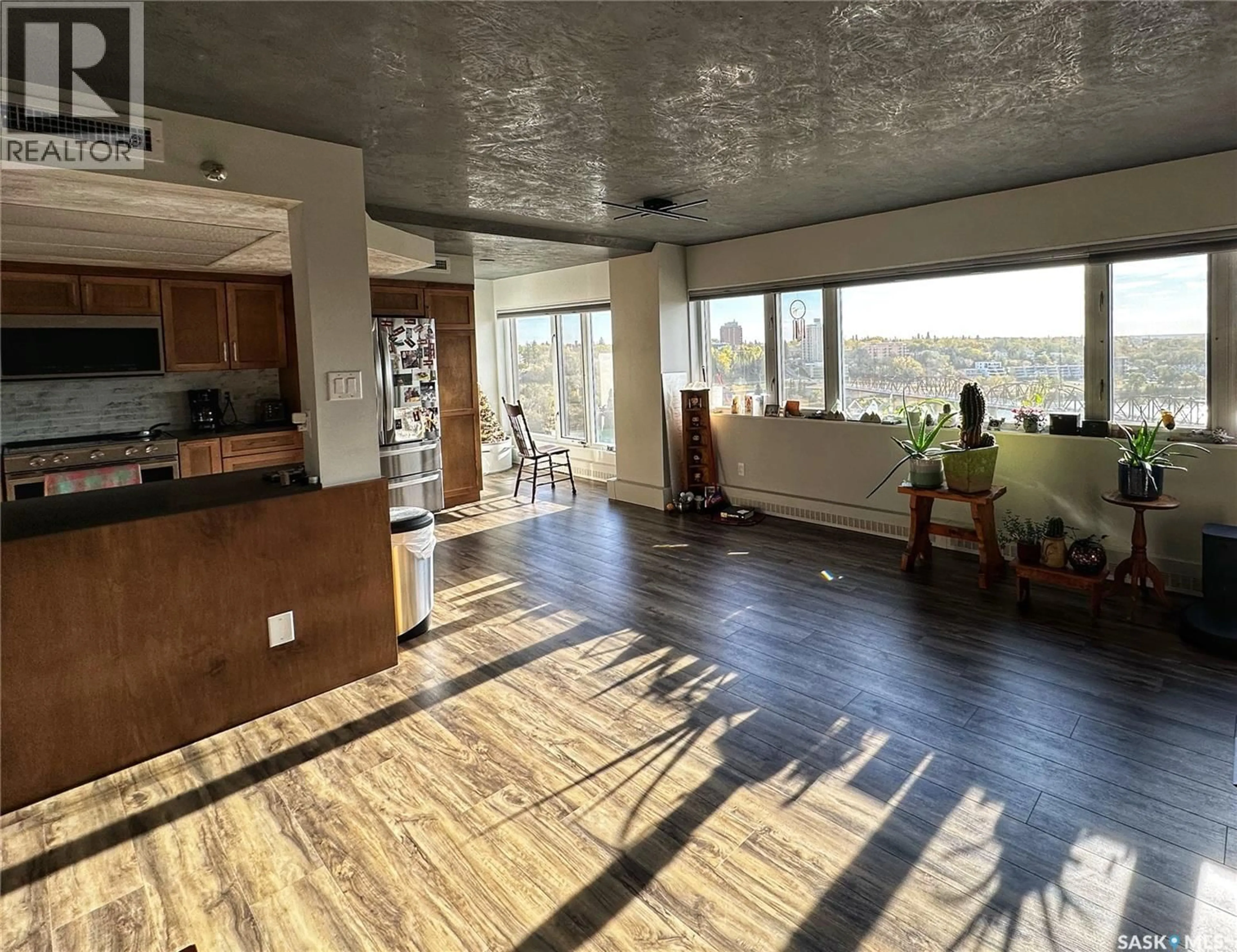 A pic of a room for 424 - 1260 SPADINA CRESCENT, Saskatoon Saskatchewan S7K6X7