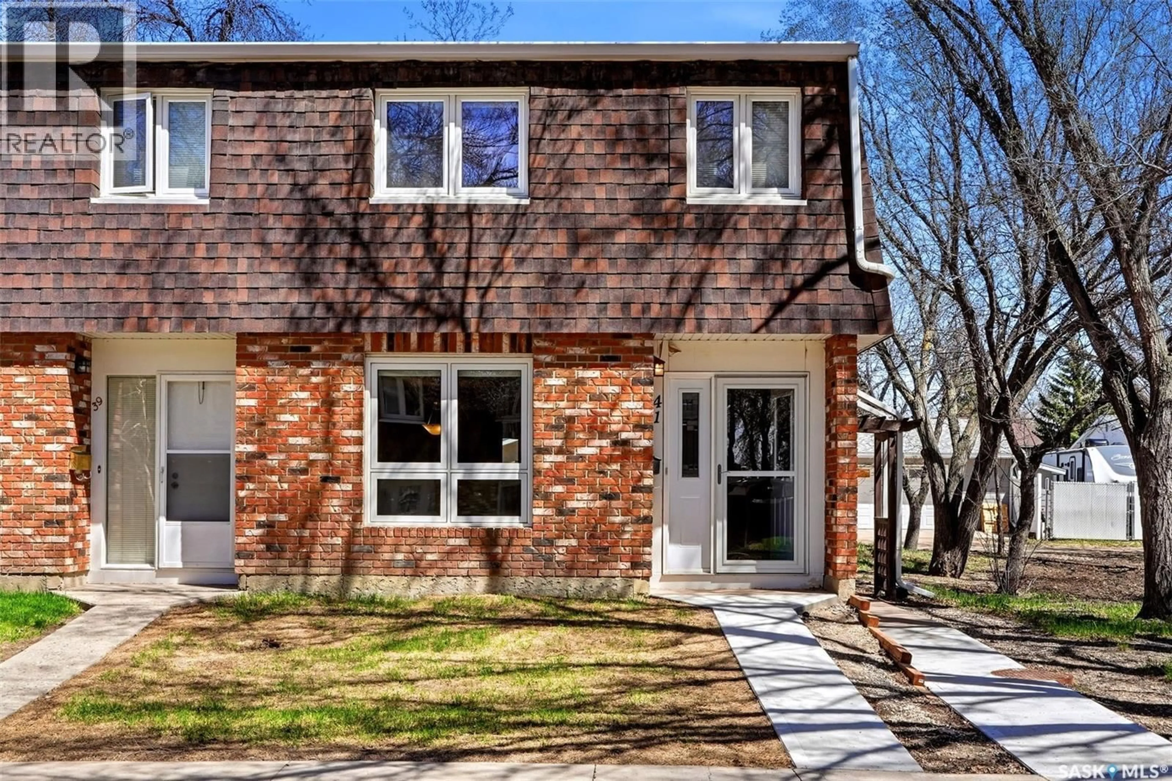 Home with brick exterior material, street for 41 SPRUCEVIEW ROAD, Regina Saskatchewan S4R0E1
