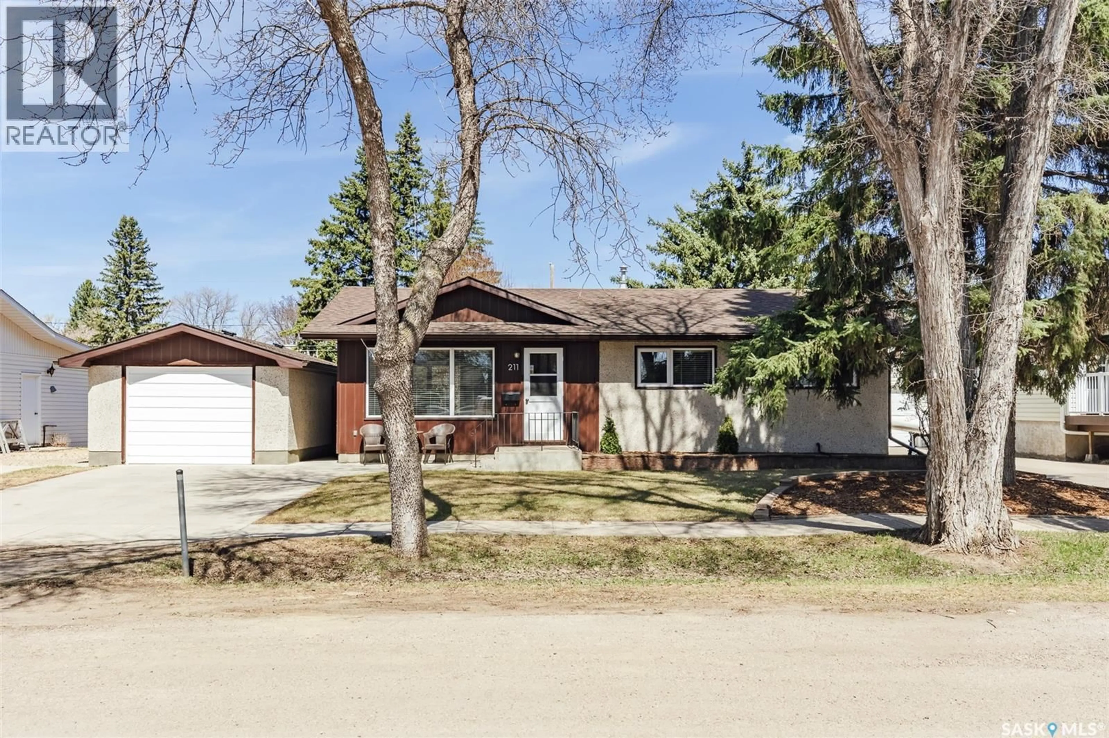Unknown for 211 2ND STREET, Langham Saskatchewan S0K0T6