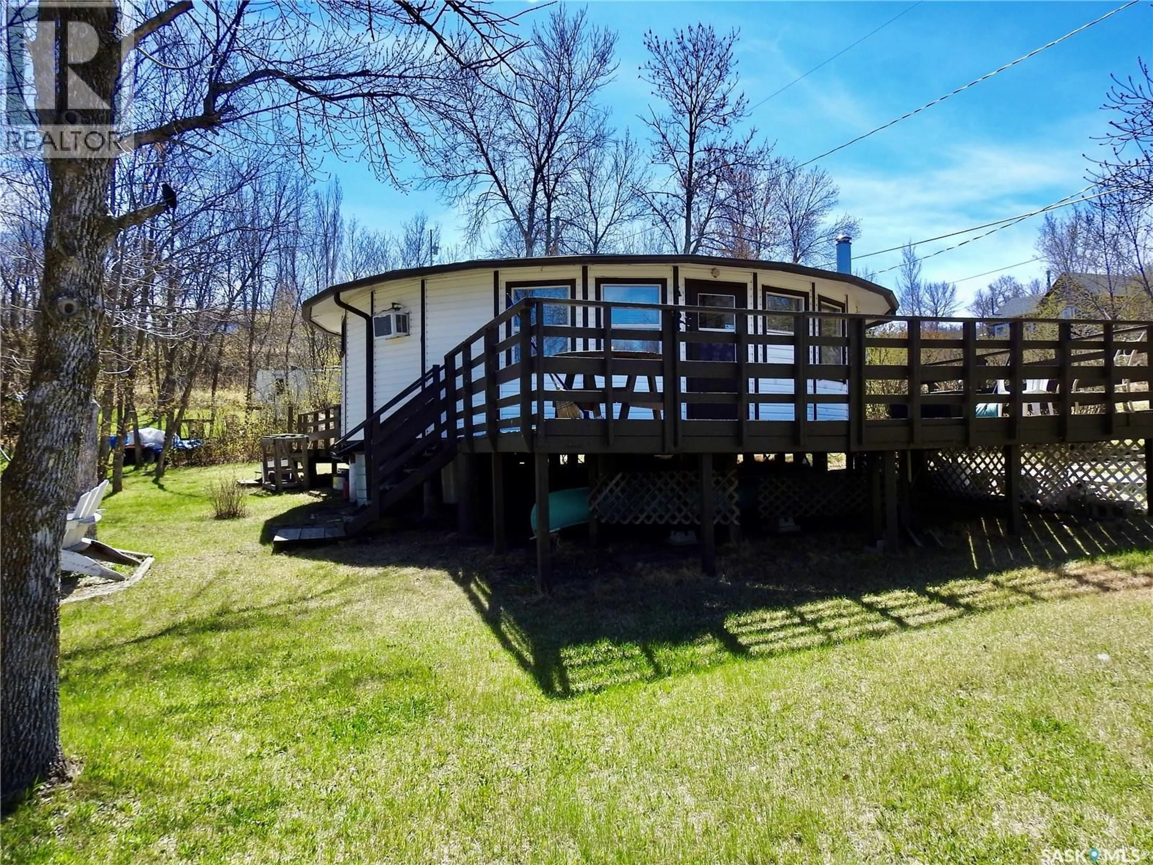 A pic from outside/outdoor area/front of a property/back of a property/a pic from drone, water/lake/river/ocean view for 244 PARKVIEW ROAD, Marquis Rm No. 191 Saskatchewan S0H2X0