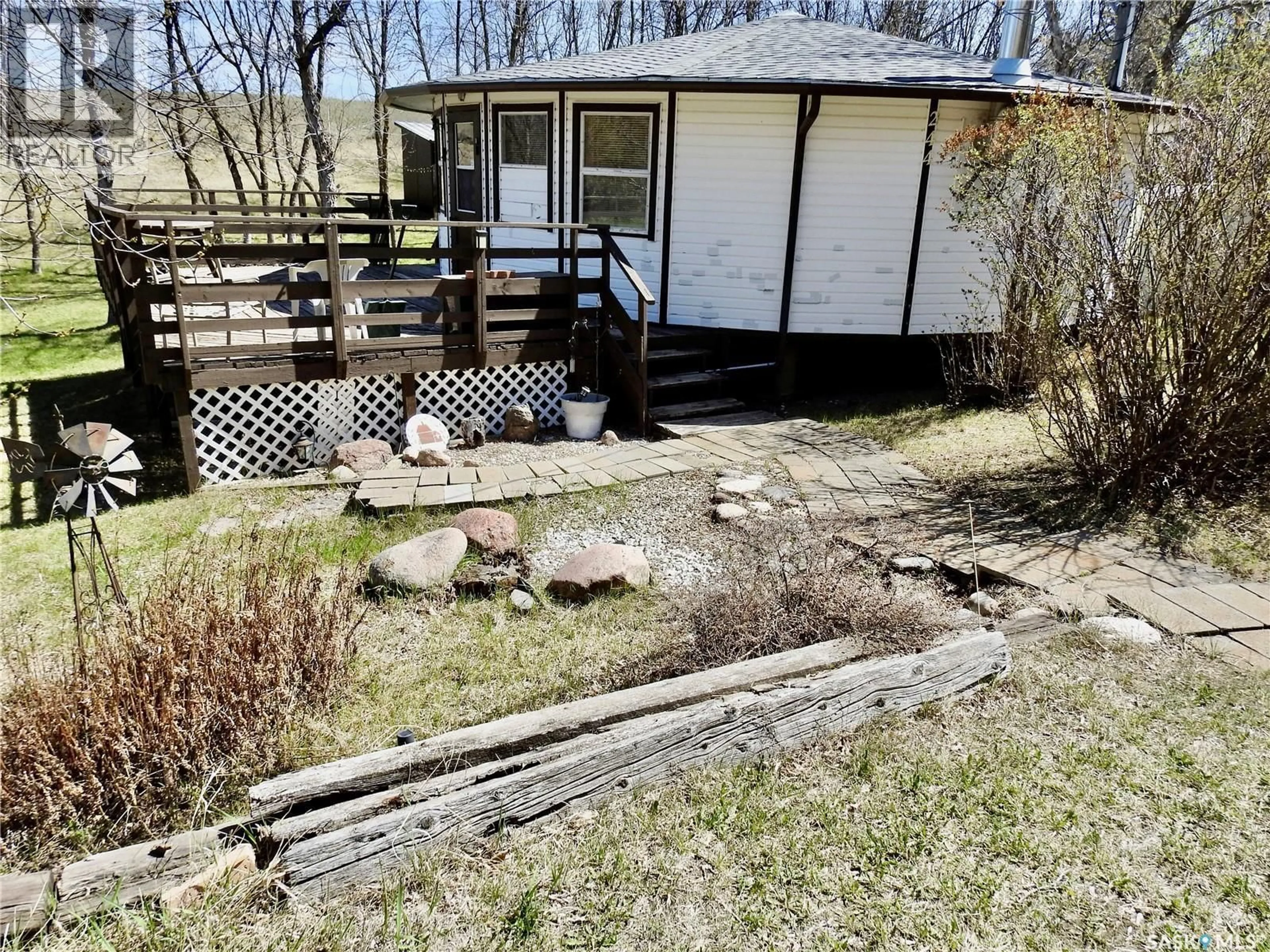 A pic from outside/outdoor area/front of a property/back of a property/a pic from drone, unknown for 244 PARKVIEW ROAD, Marquis Rm No. 191 Saskatchewan S0H2X0