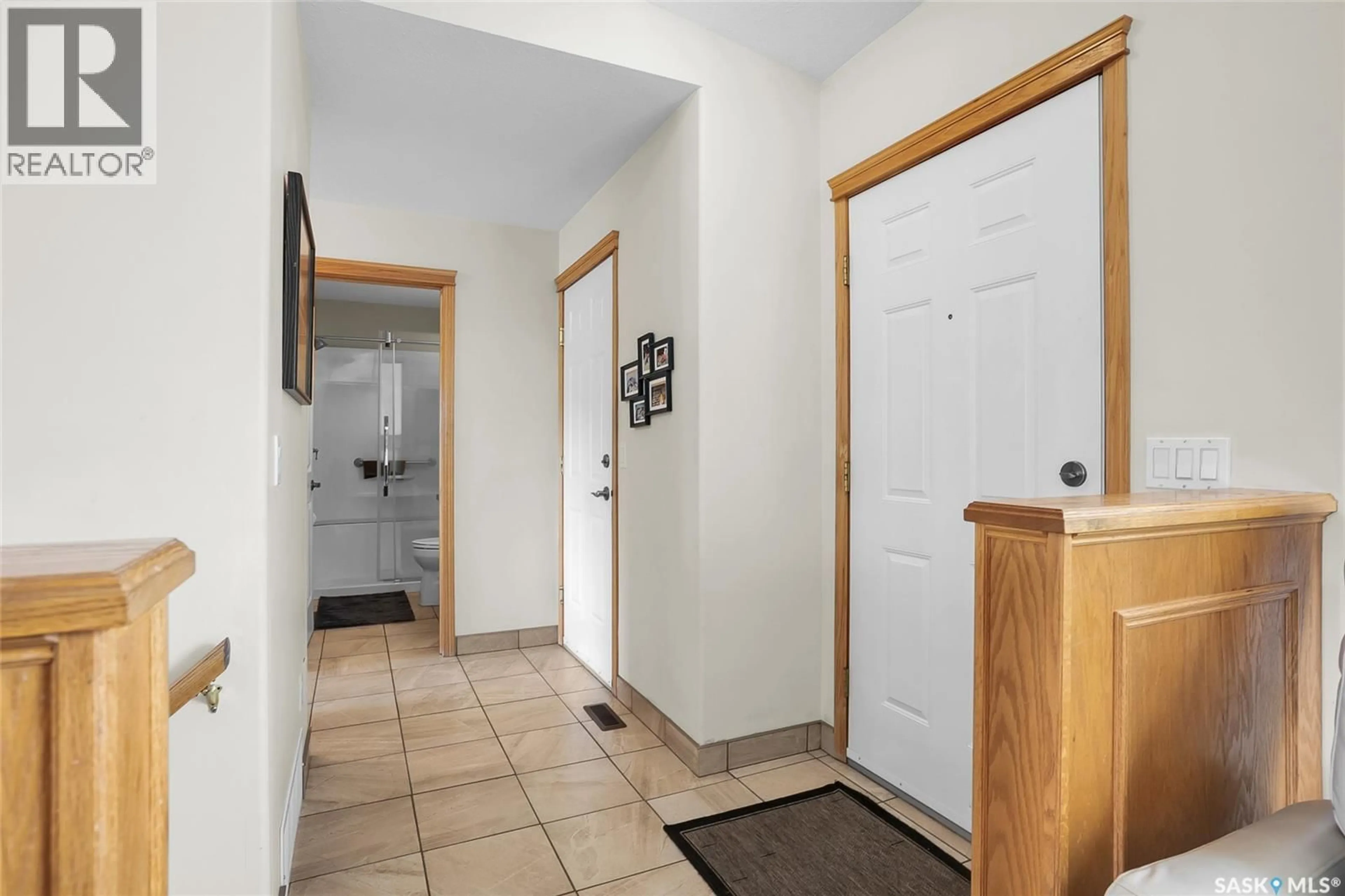 Unknown for 1 - 135 PINEHOUSE DRIVE, Saskatoon Saskatchewan S7K5W1