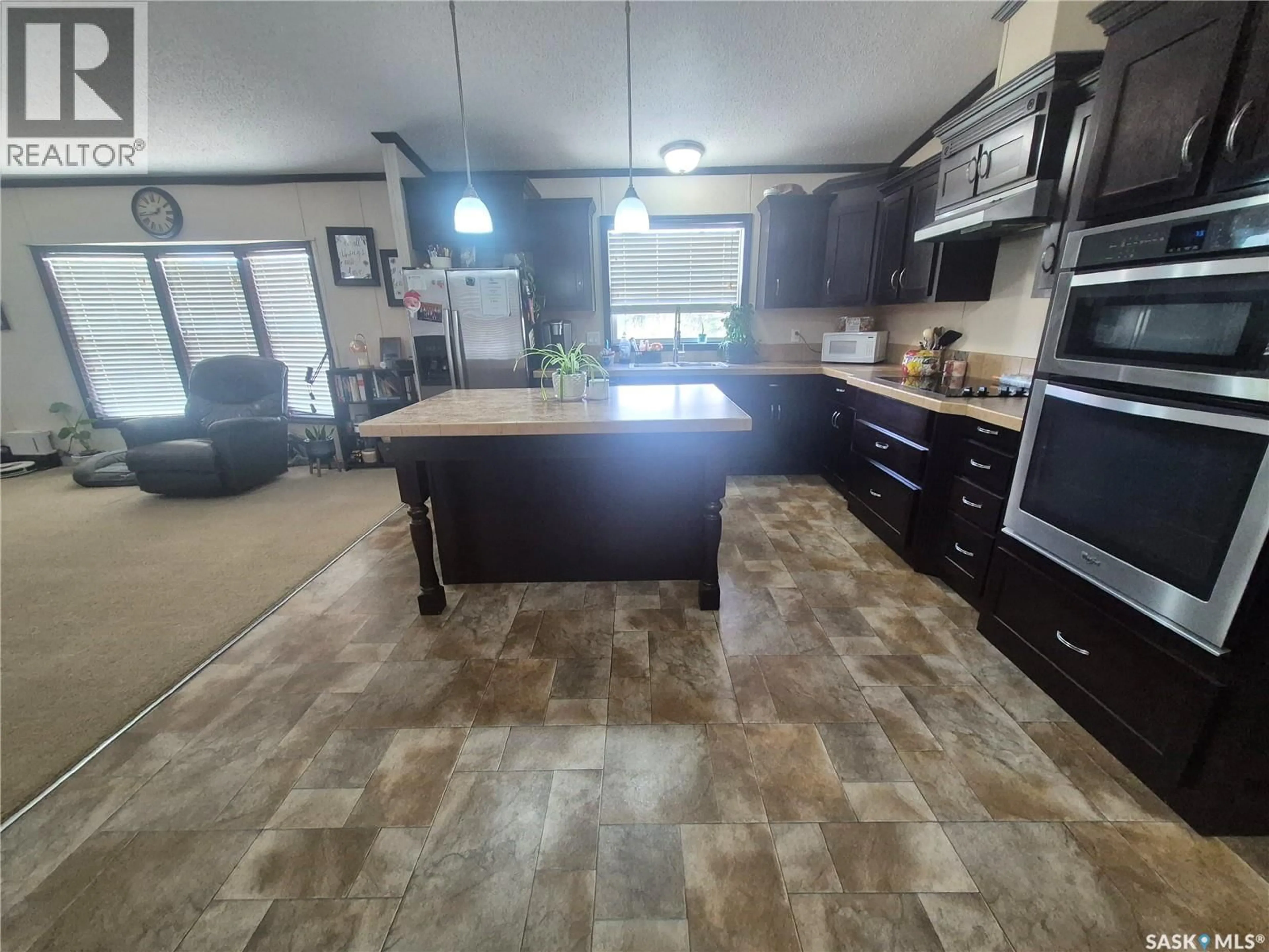 Open concept kitchen, ceramic/tile floor for 160 7TH AVENUE, Bengough Saskatchewan S0C0K0
