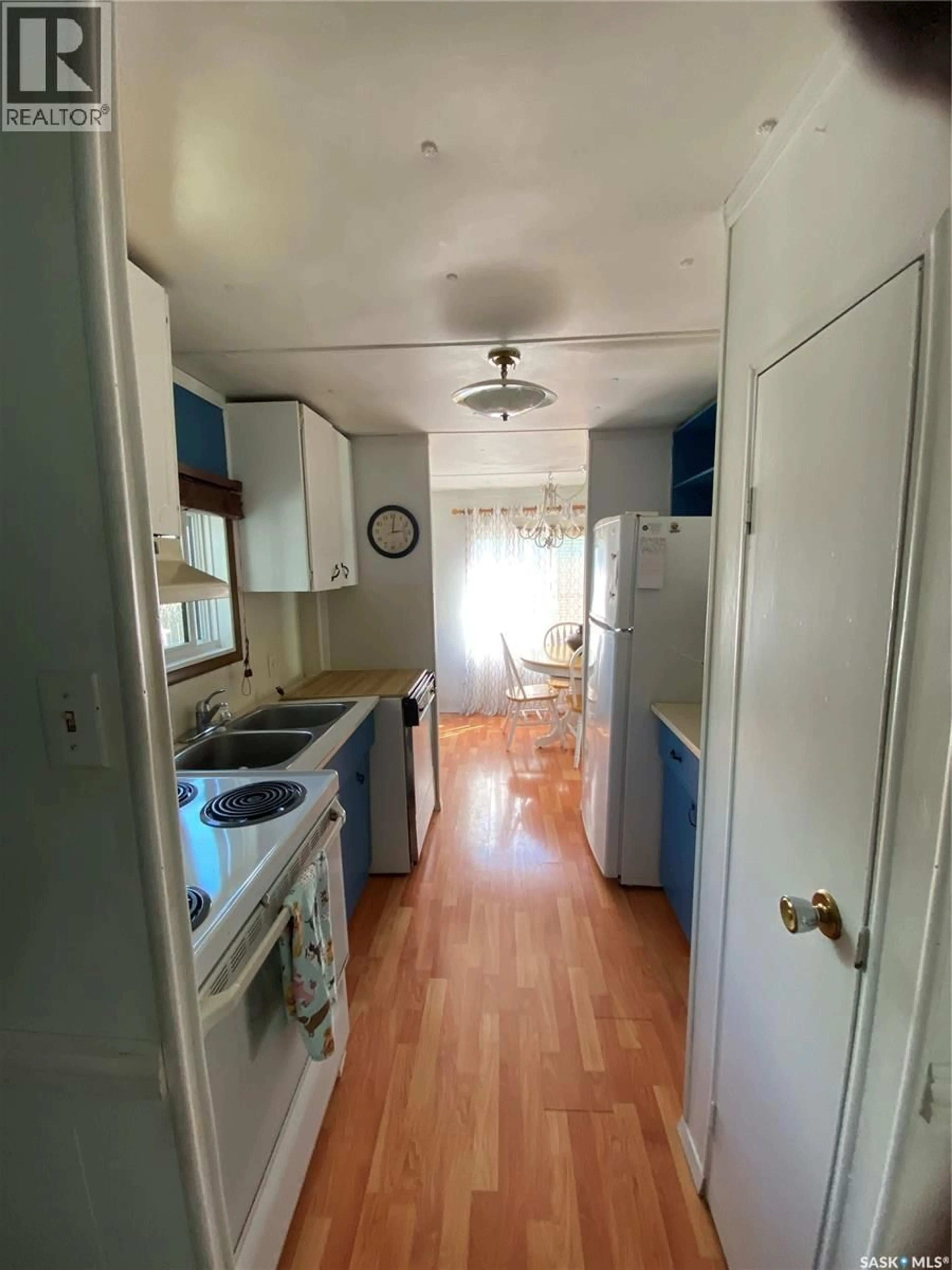 Standard kitchen, unknown for 206 ALBERT STREET, Hudson Bay Saskatchewan S0E0Y0