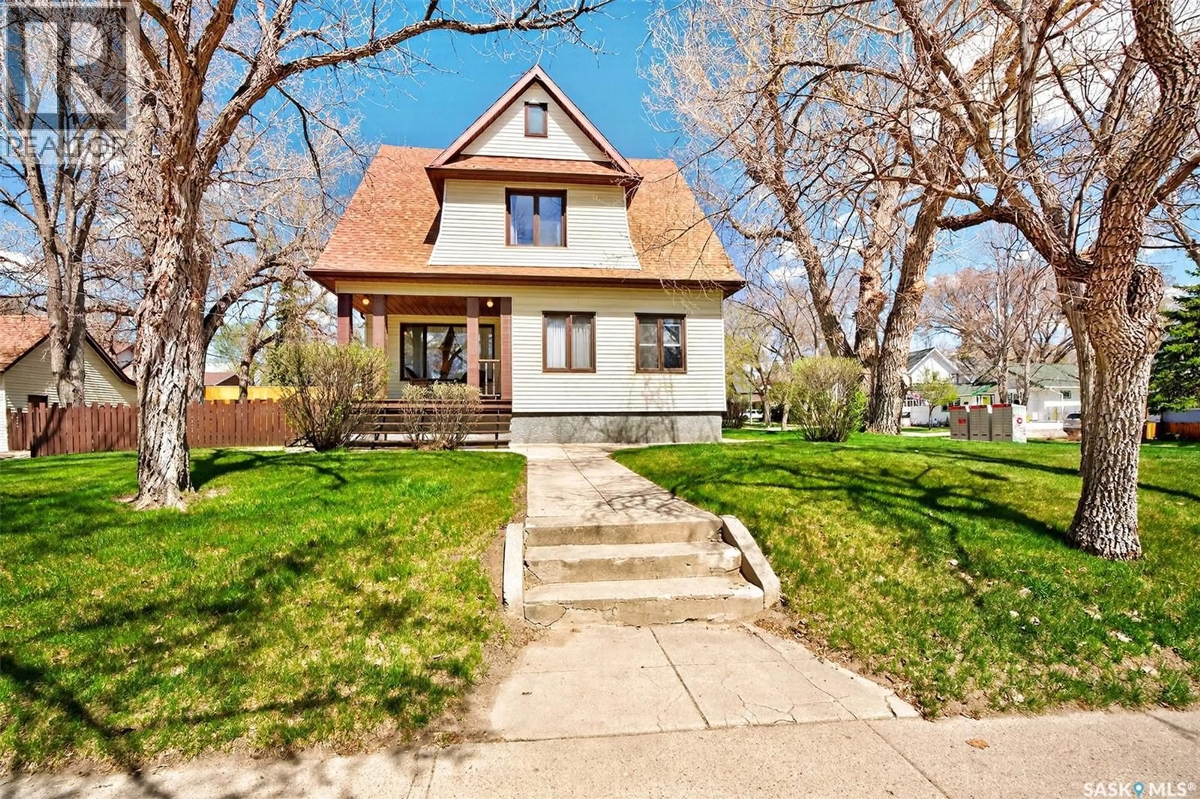 Unknown for 1108 REDLAND AVENUE, Moose Jaw Saskatchewan S6H3P3