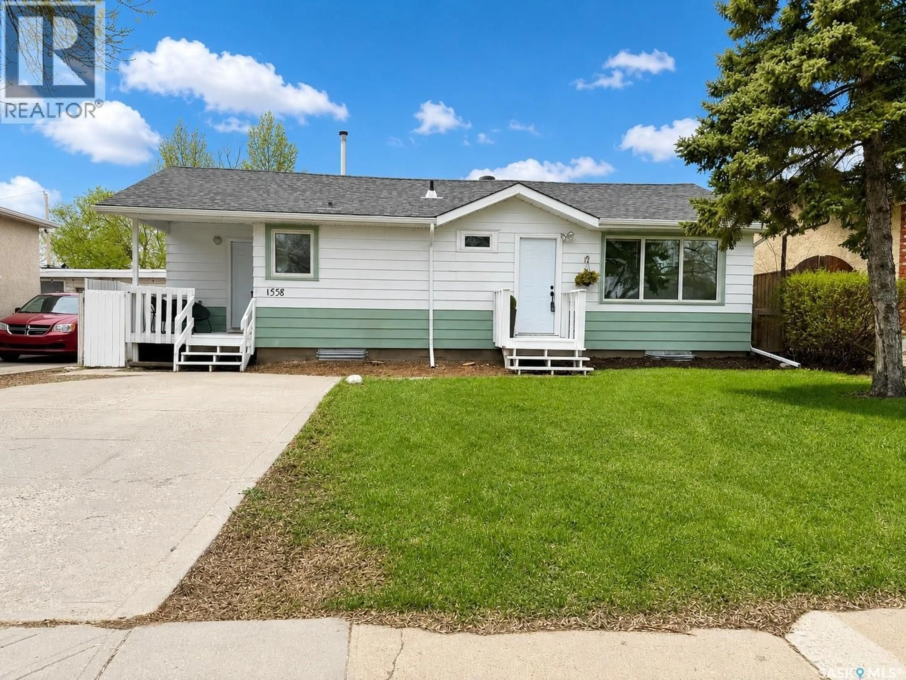 Home with vinyl exterior material, street for 1538 RUPERT STREET, Regina Saskatchewan S4N1W2