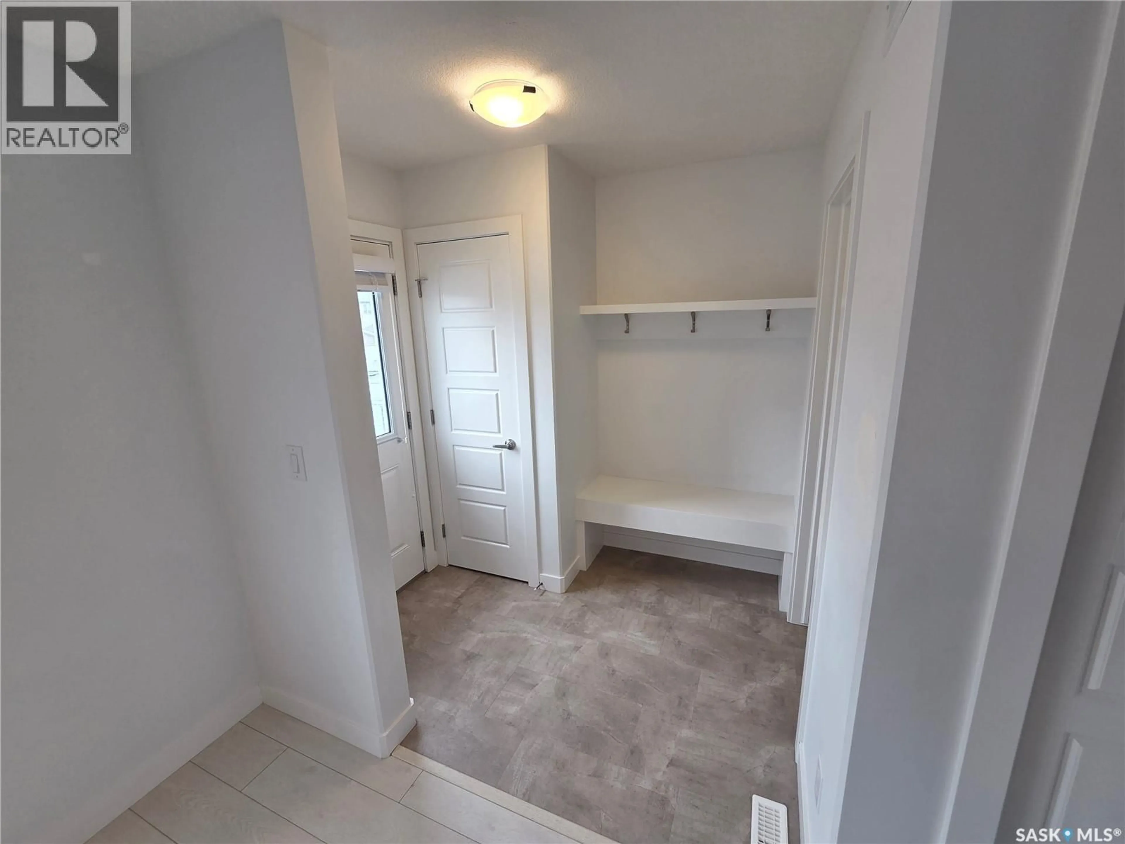 Unknown for 324 MCORMOND DRIVE, Saskatoon Saskatchewan S7V0W9