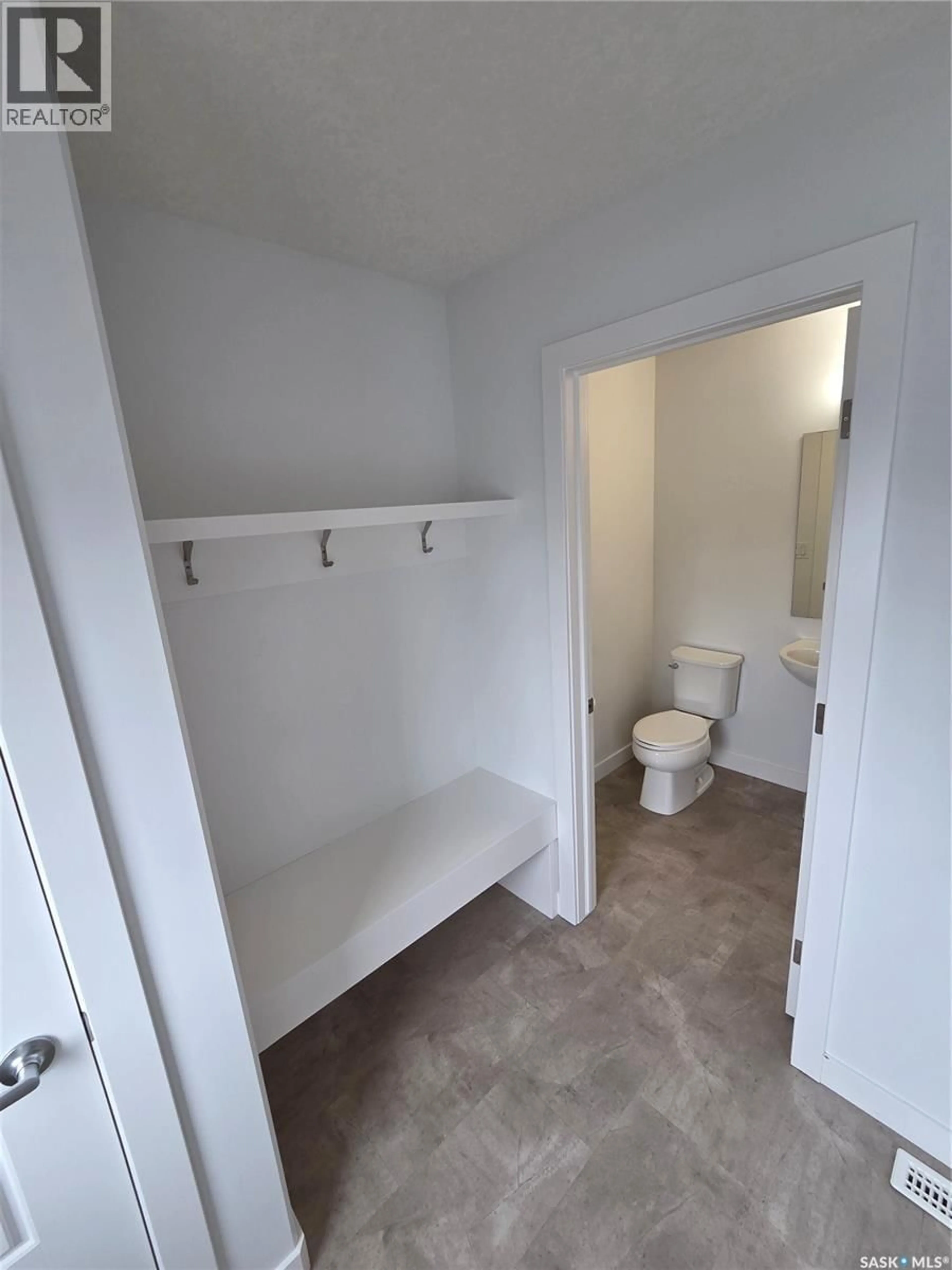 Unknown for 324 MCORMOND DRIVE, Saskatoon Saskatchewan S7V0W9