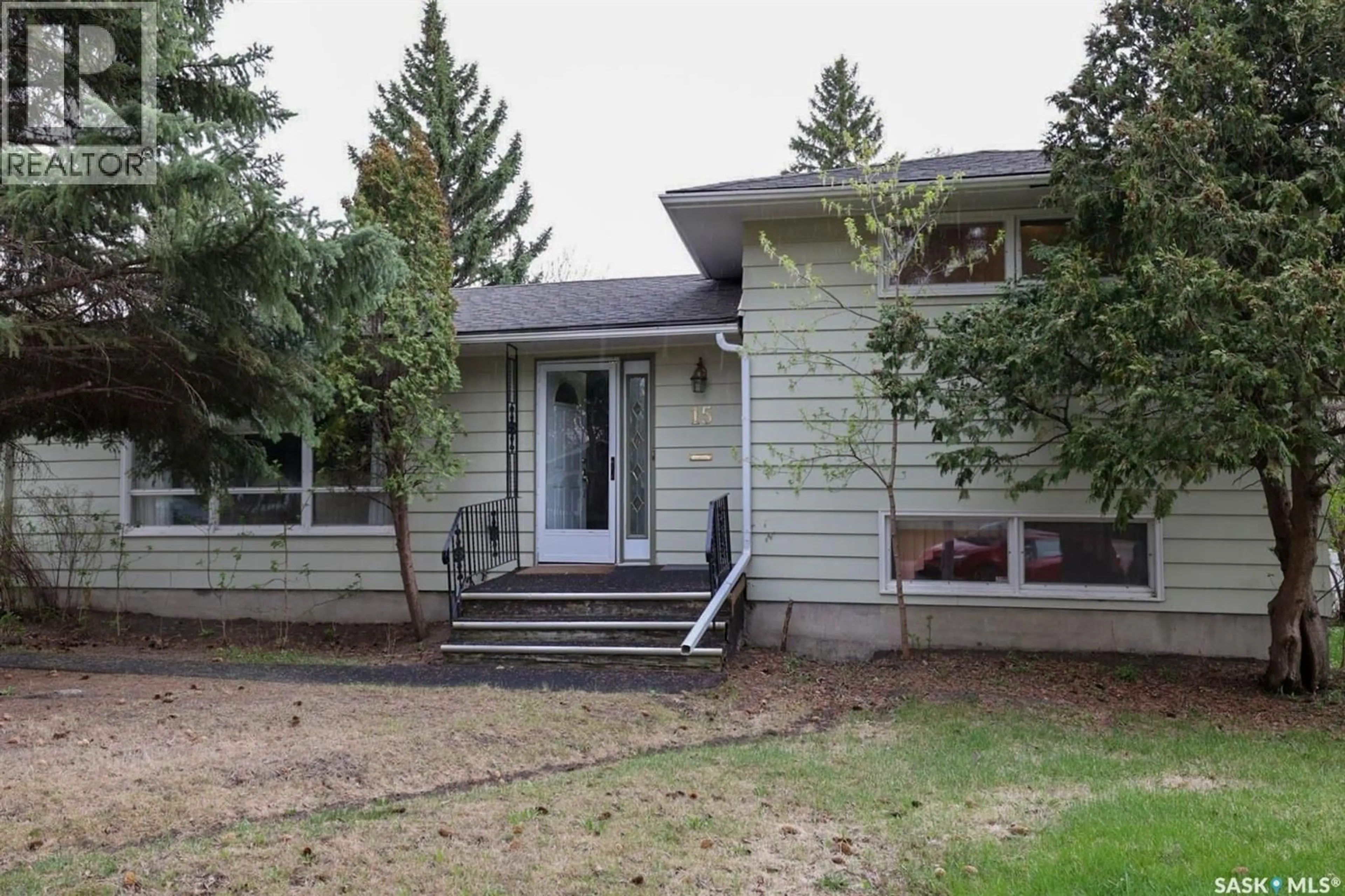 Unknown for 15 ACADEMY PARK ROAD, Regina Saskatchewan S4S4M8