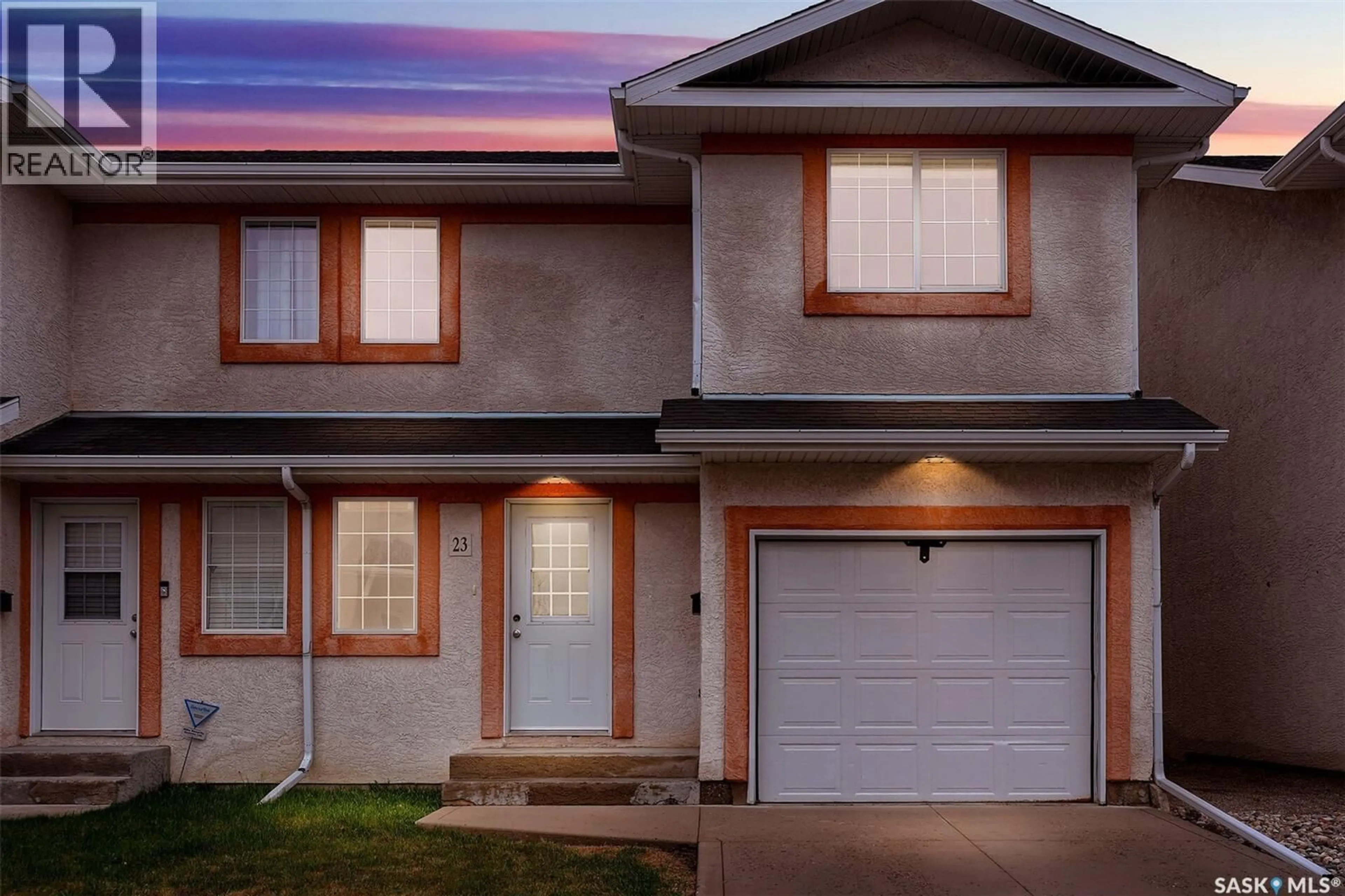 Home with vinyl exterior material, street for 4101 - 23 PRESTON CRESCENT, Regina Saskatchewan S4X0G3