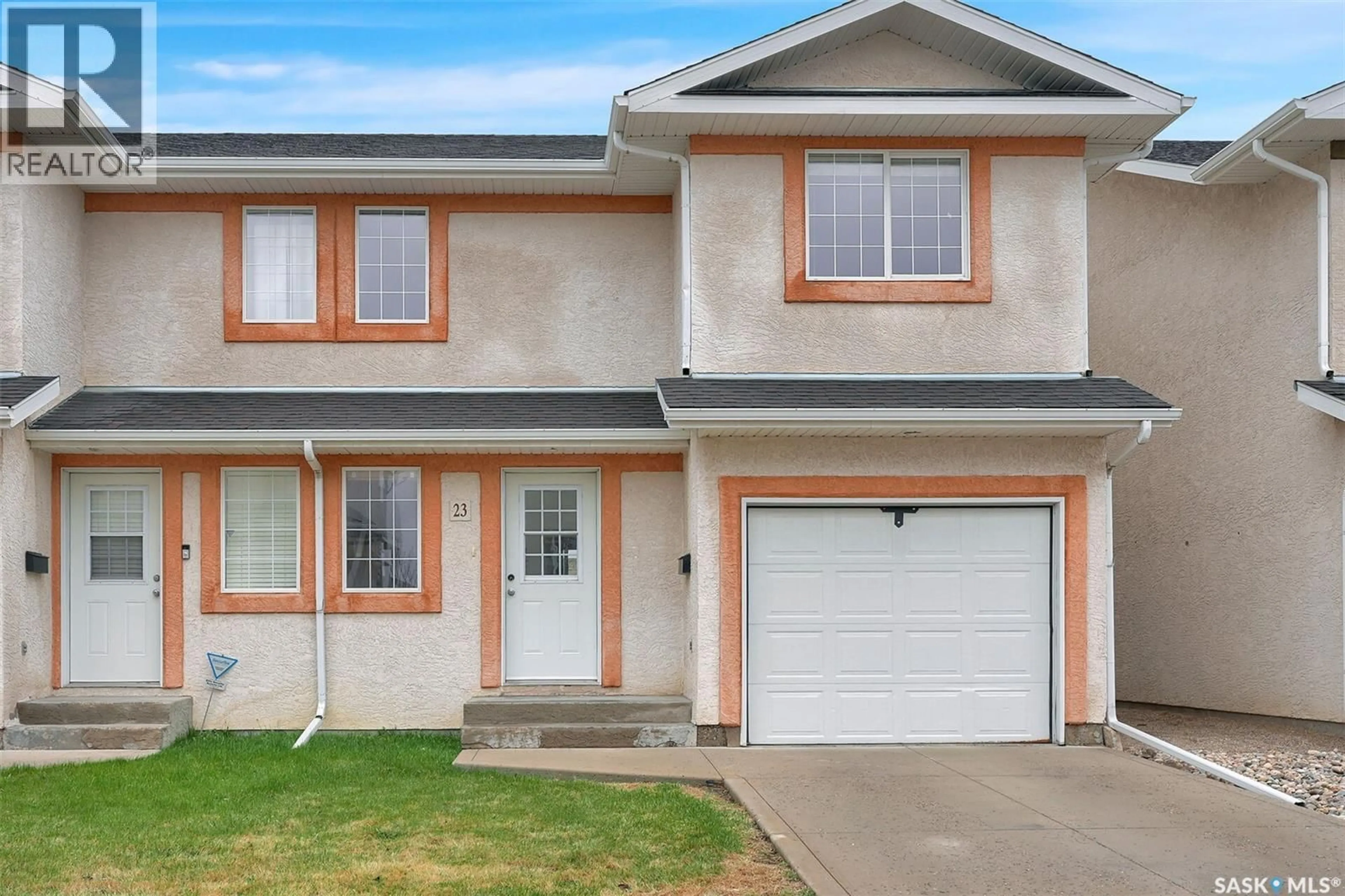 Home with vinyl exterior material, street for 4101 - 23 PRESTON CRESCENT, Regina Saskatchewan S4X0G3