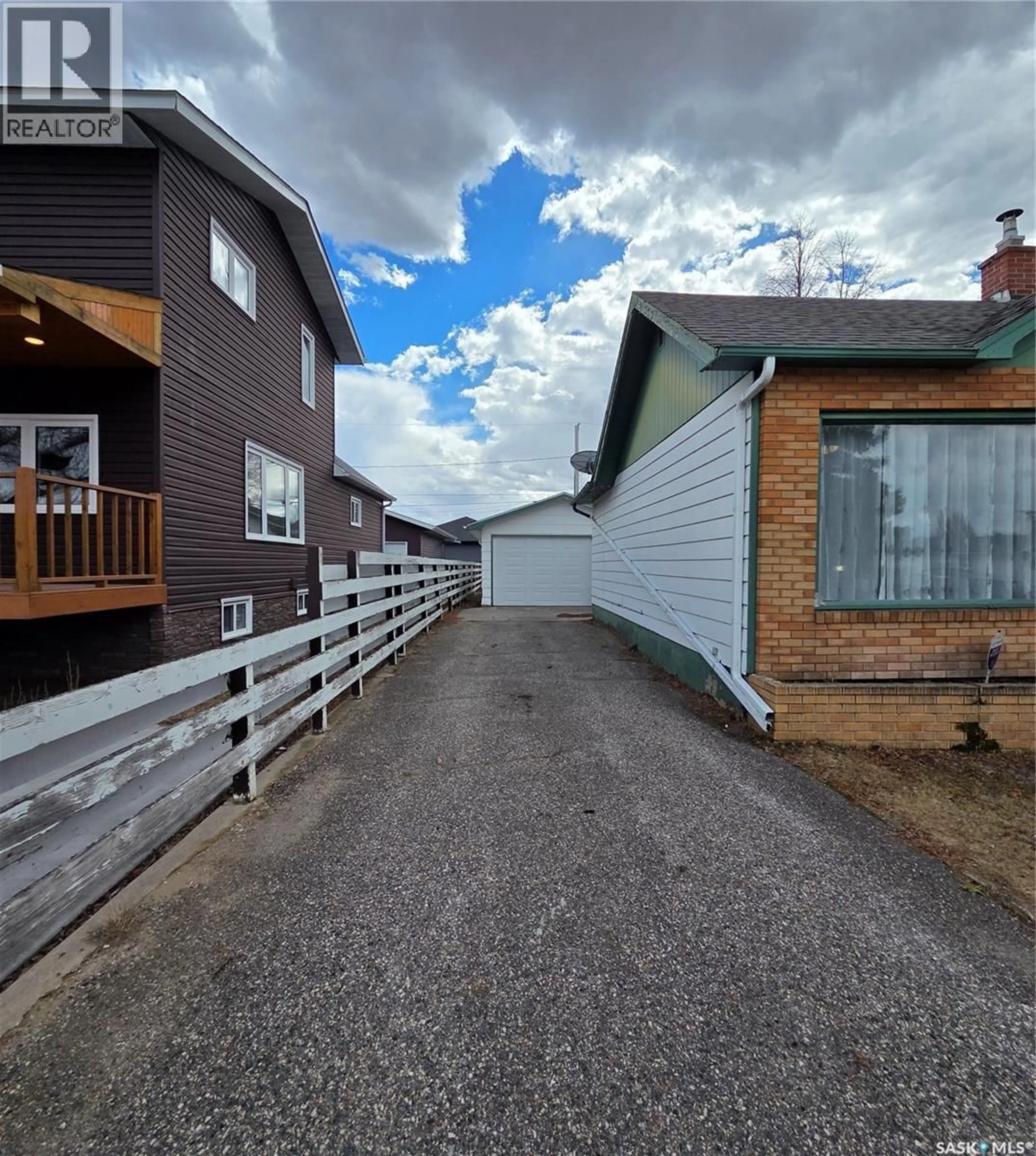 Unknown for 602 8TH AVENUE, Nipawin Saskatchewan S0E1E0