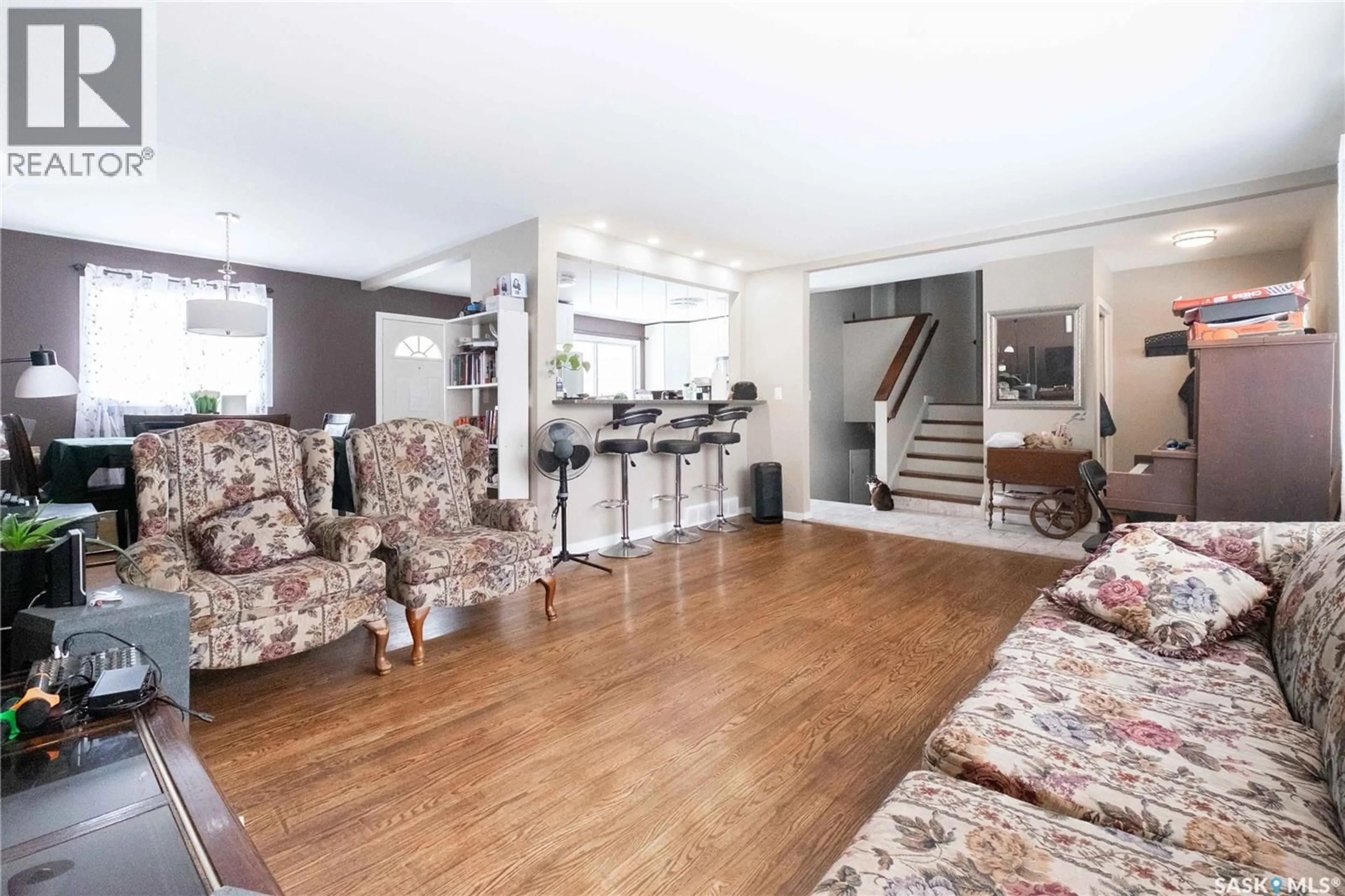 Living room with furniture, unknown for 92 BELL STREET, Regina Saskatchewan S4S4B9