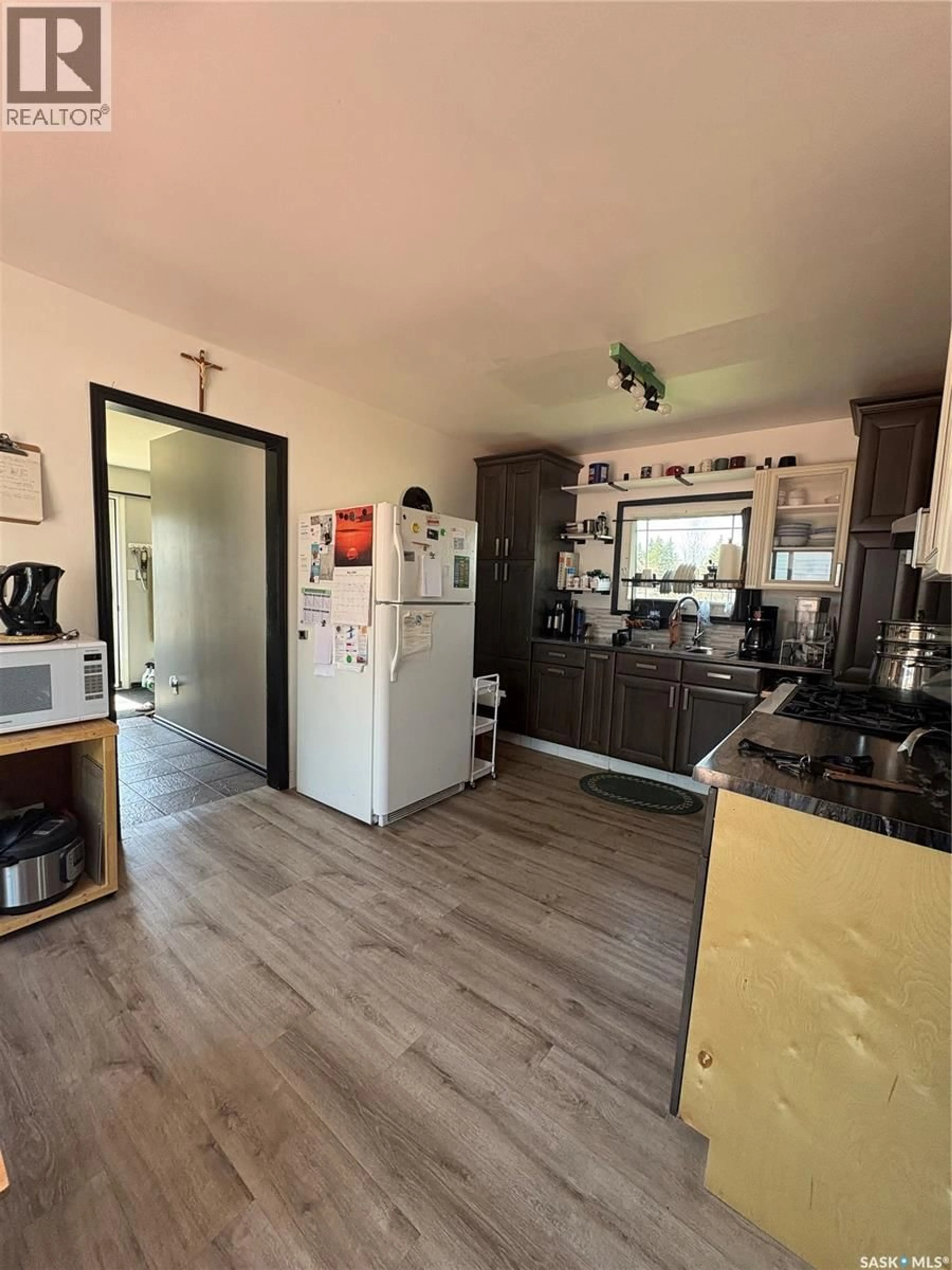Unknown for 301 8TH AVENUE, Melville Saskatchewan S0A2P0