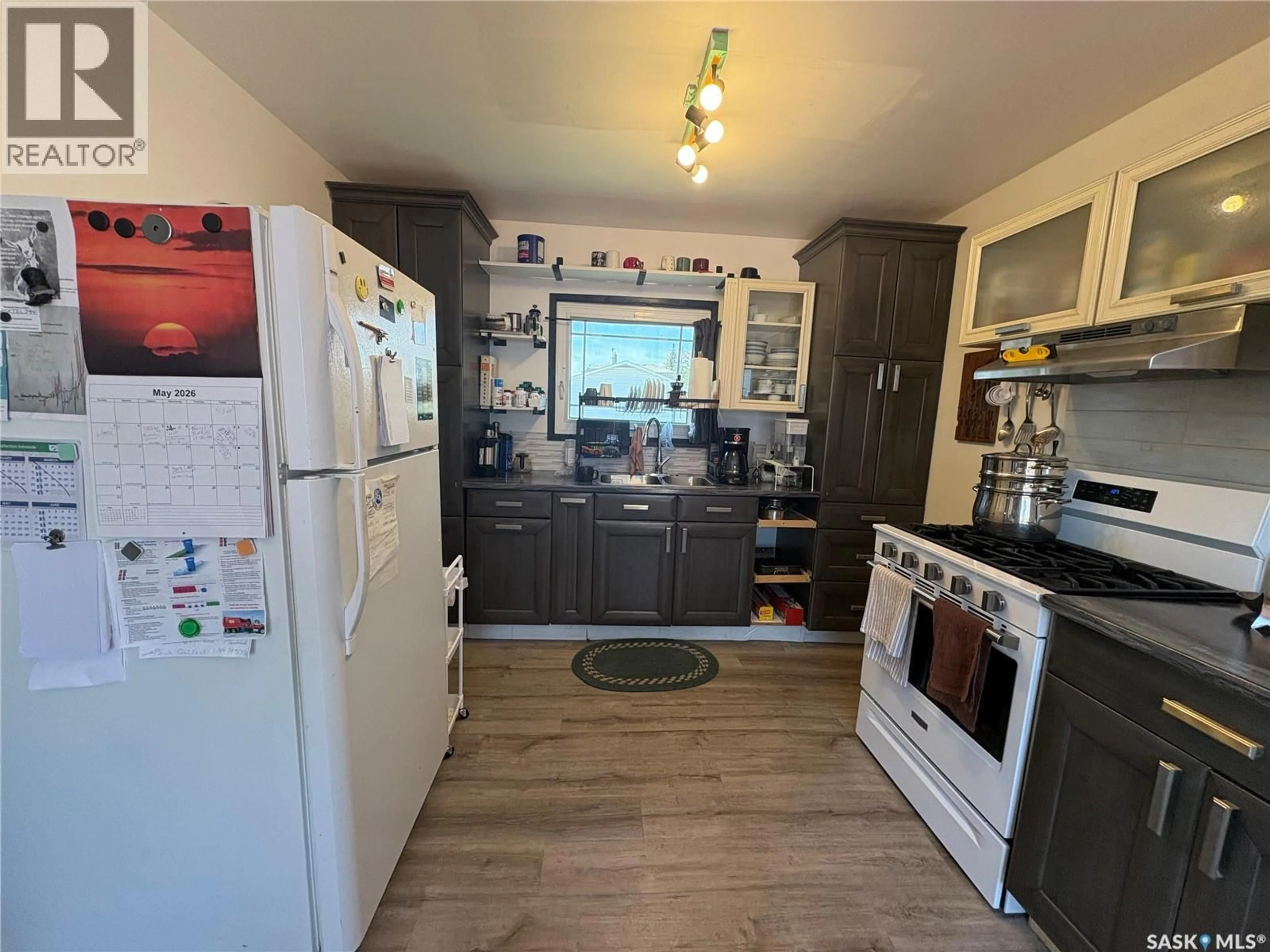 Unknown for 301 8TH AVENUE, Melville Saskatchewan S0A2P0