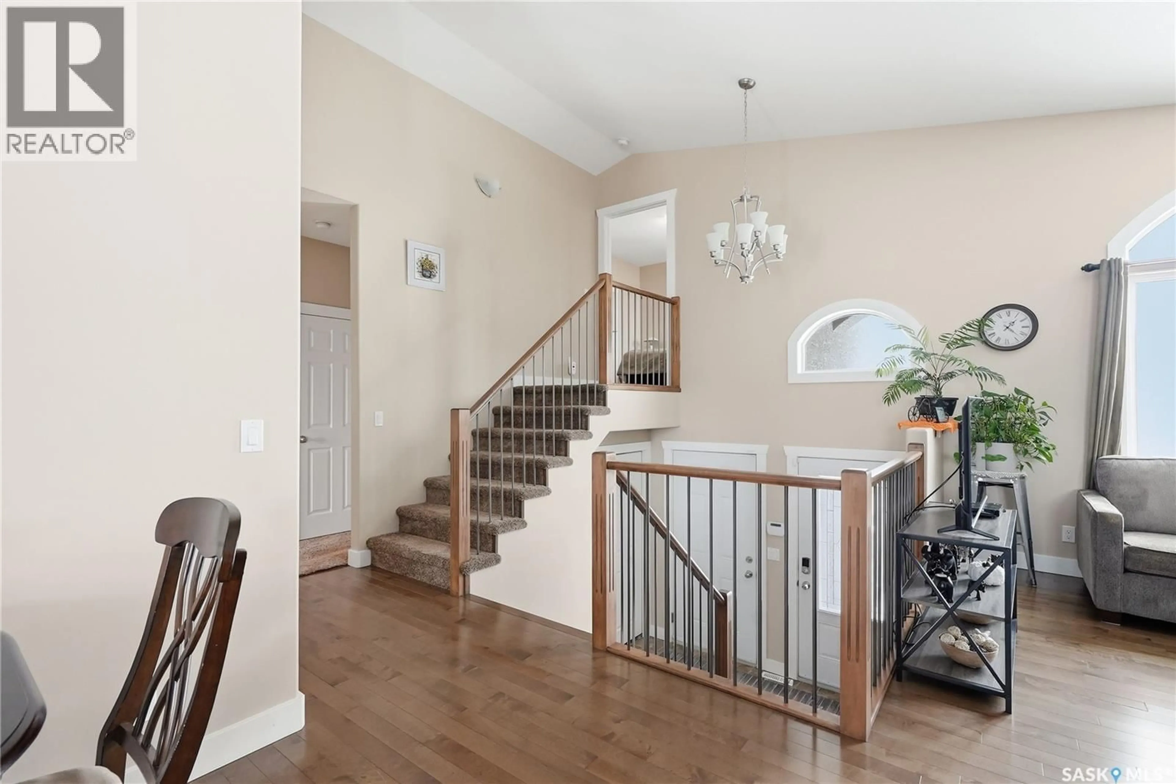 Unknown for 335 MCCALLUM LANE, Saskatoon Saskatchewan S7R0C3