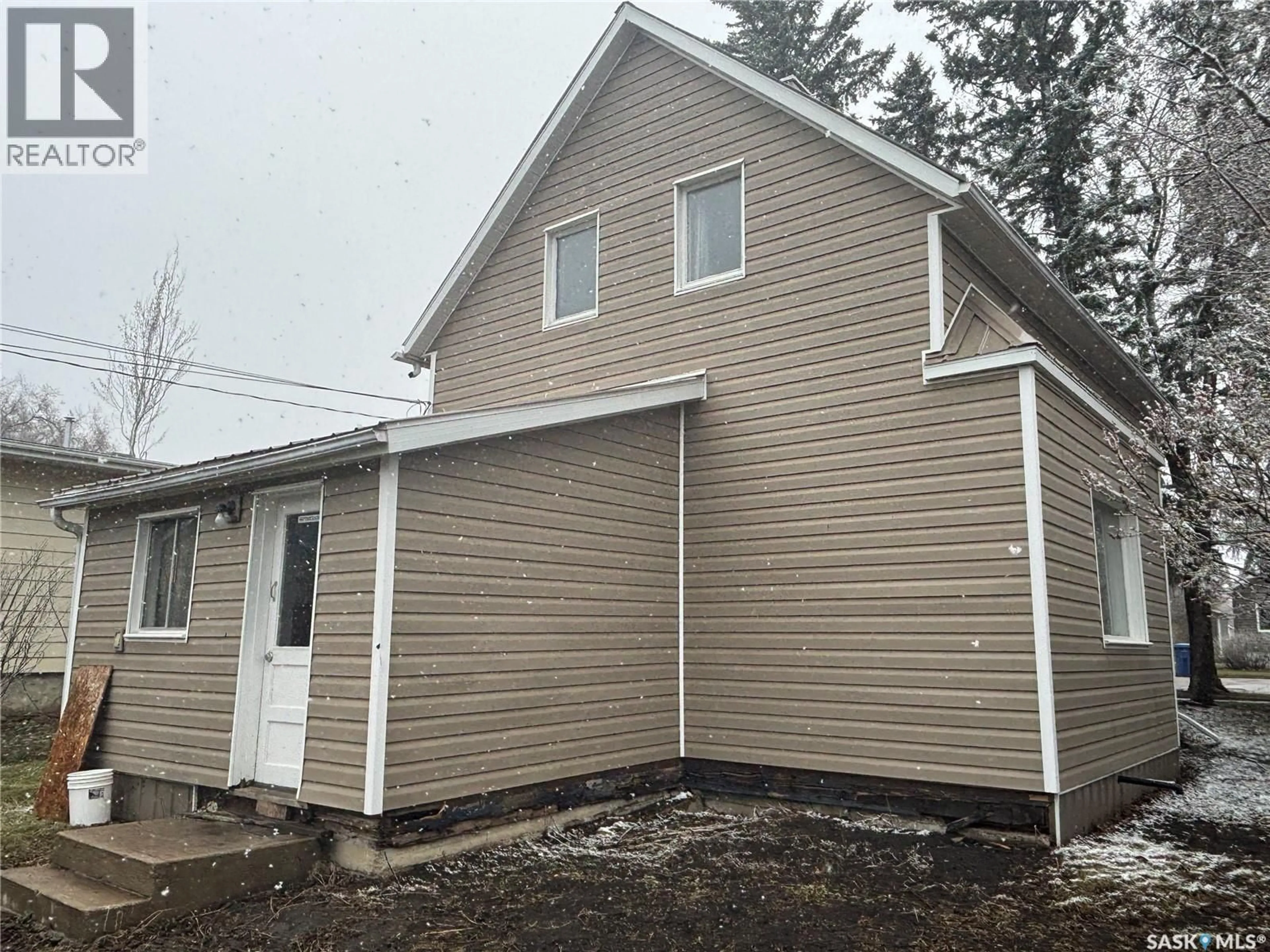 Unknown for 112 STOVEL AVENUE, Melfort Saskatchewan S0E1A0