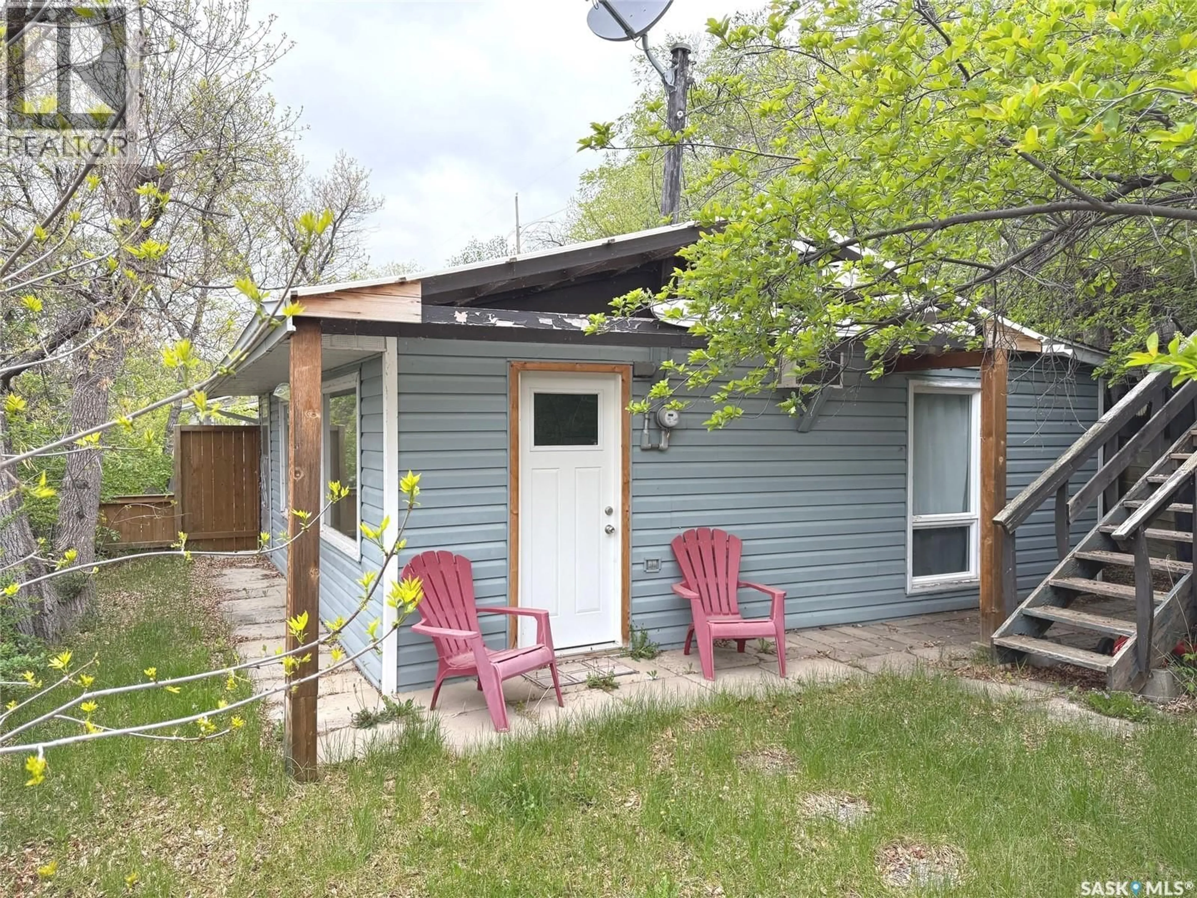 Patio, street for 868 FORT SAN ROAD, Fort San Saskatchewan S0G1S0