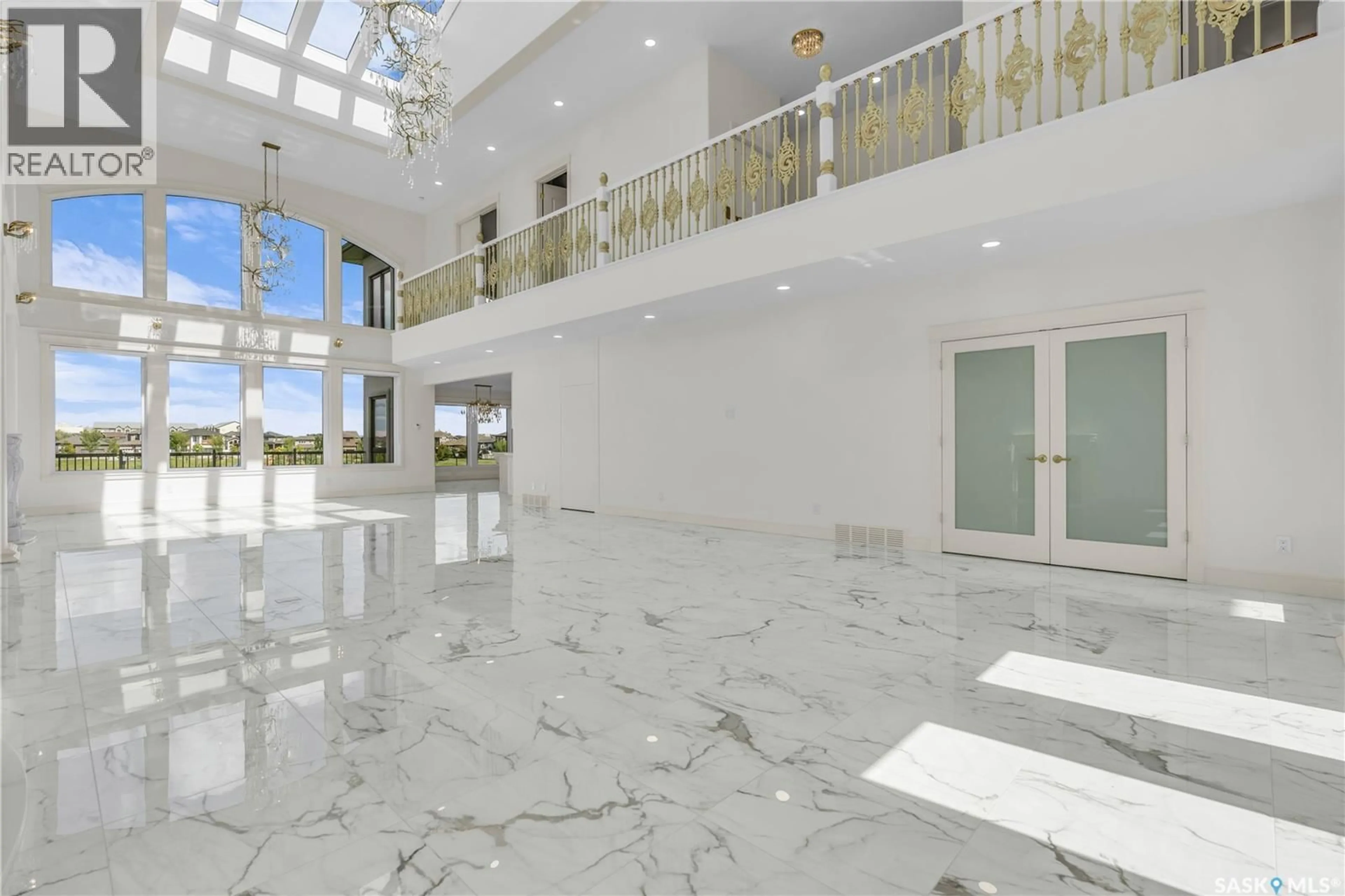 Indoor foyer for 4204 ELDERBERRY CRESCENT, Regina Saskatchewan S4V3V3