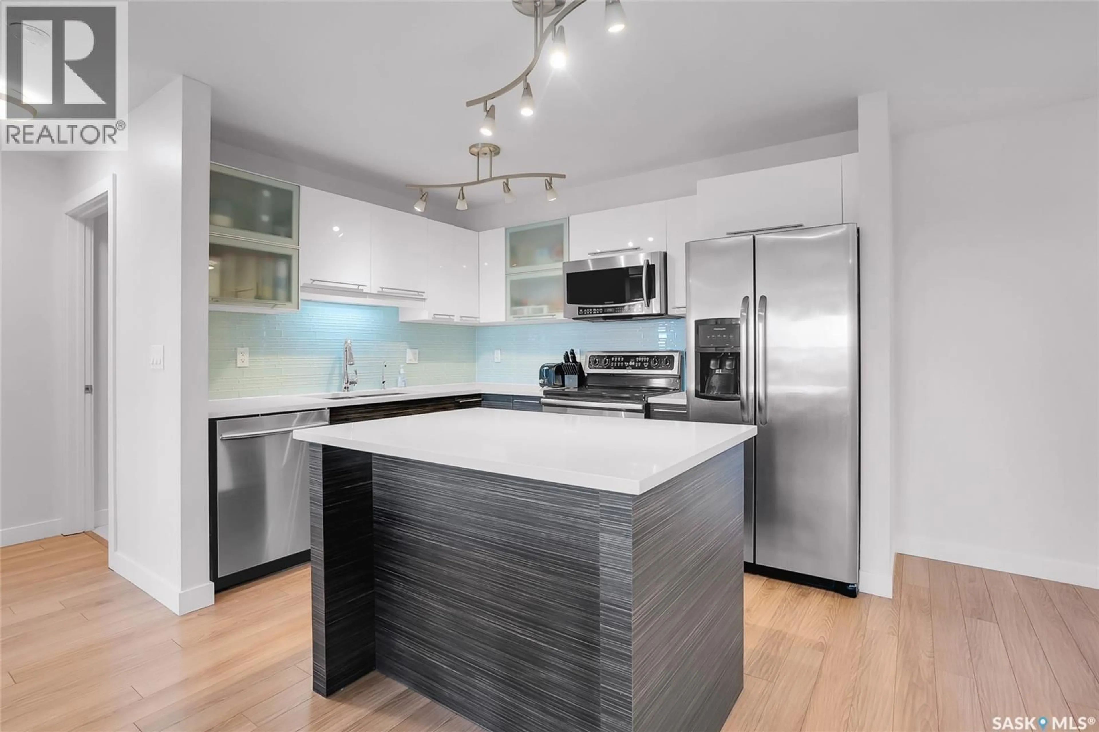 Unknown for 303C HUNTER ROAD, Saskatoon Saskatchewan S7T0J8
