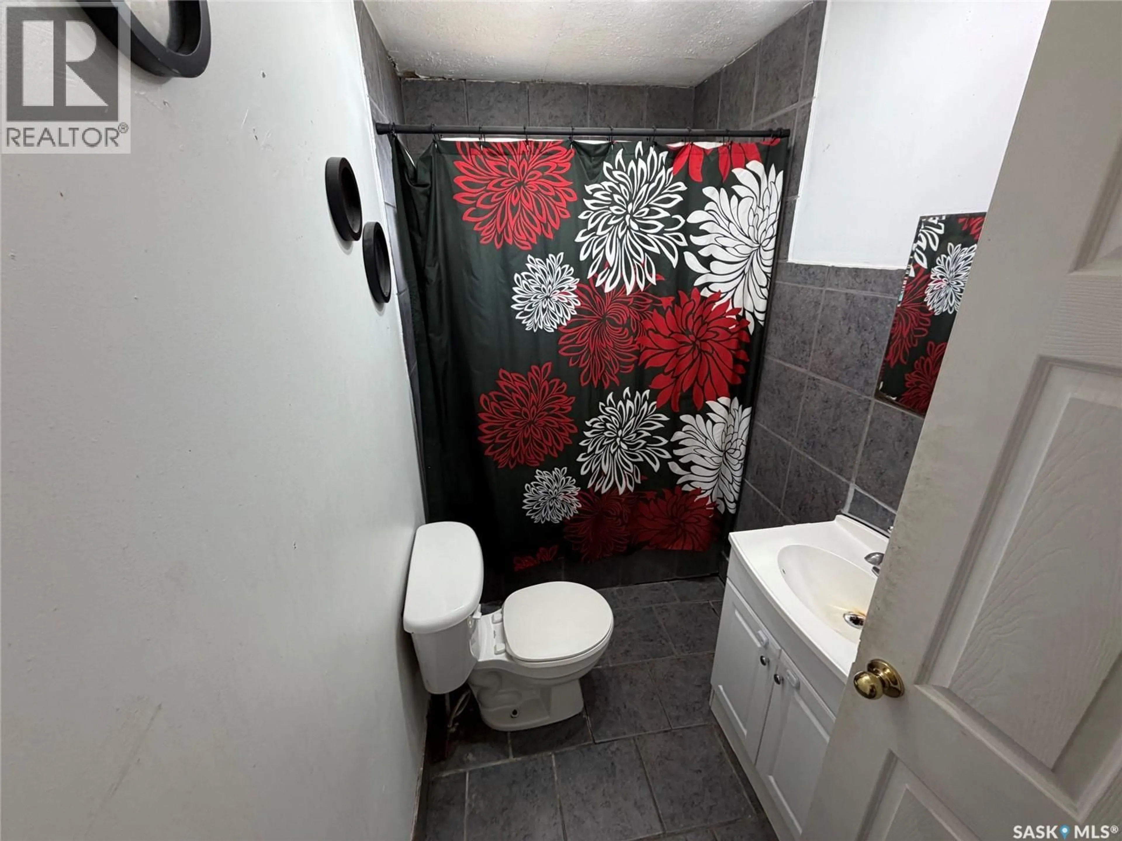 Standard bathroom, unknown for KARCHUT ACREAGE, Hudson Bay Rm No. 394 Saskatchewan S0E0Y0