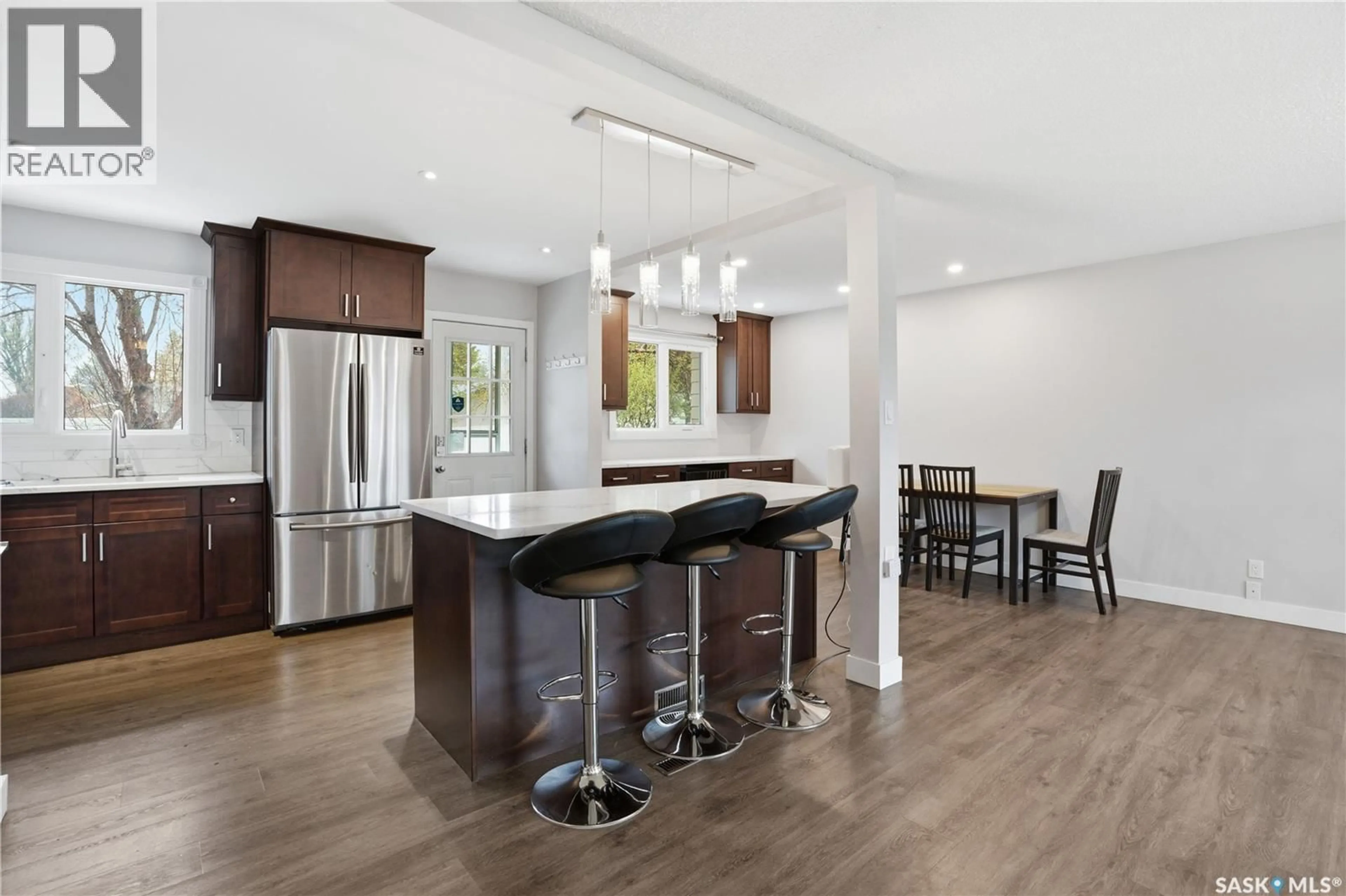 Open concept kitchen, unknown for 2305 TAYLOR STREET, Saskatoon Saskatchewan S7H1W8