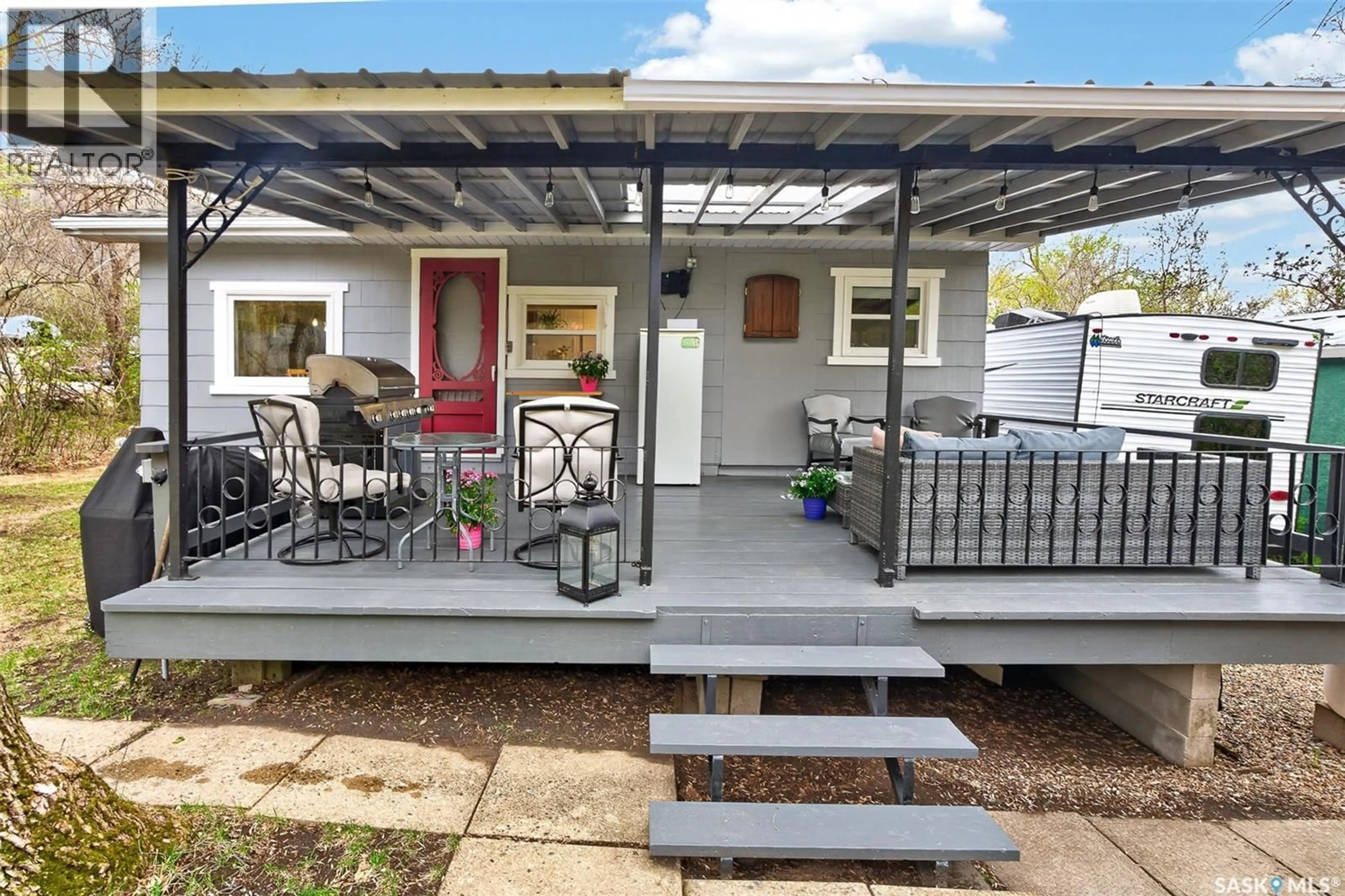 Patio, street for 407 HIDDEN RIDGE PLACE, Marquis Rm No. 191 Saskatchewan S0H2X0