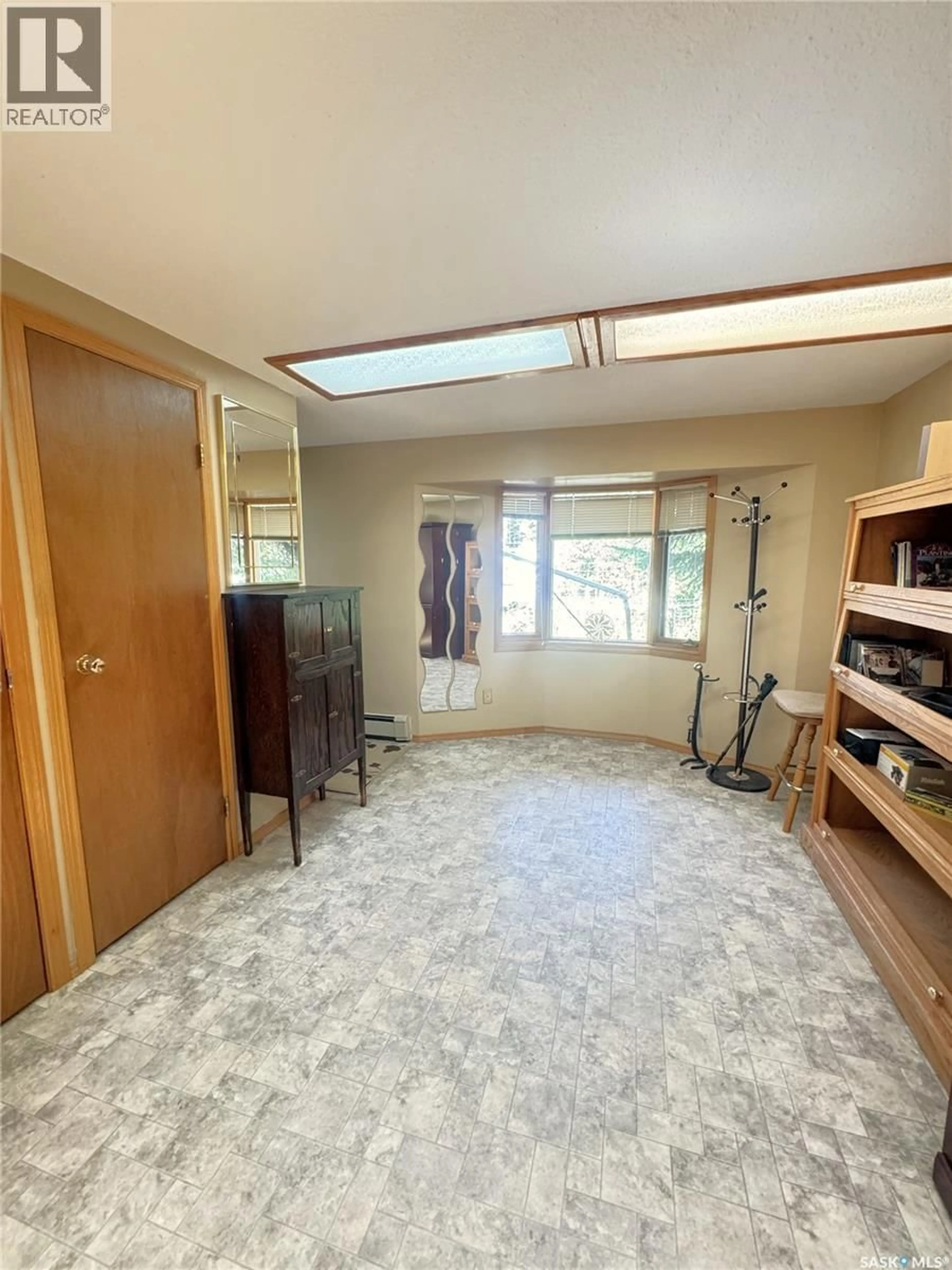 A pic of a room for 308 FRANCIS AVENUE, Lakeland Rm No. 521 Saskatchewan S0J0N0