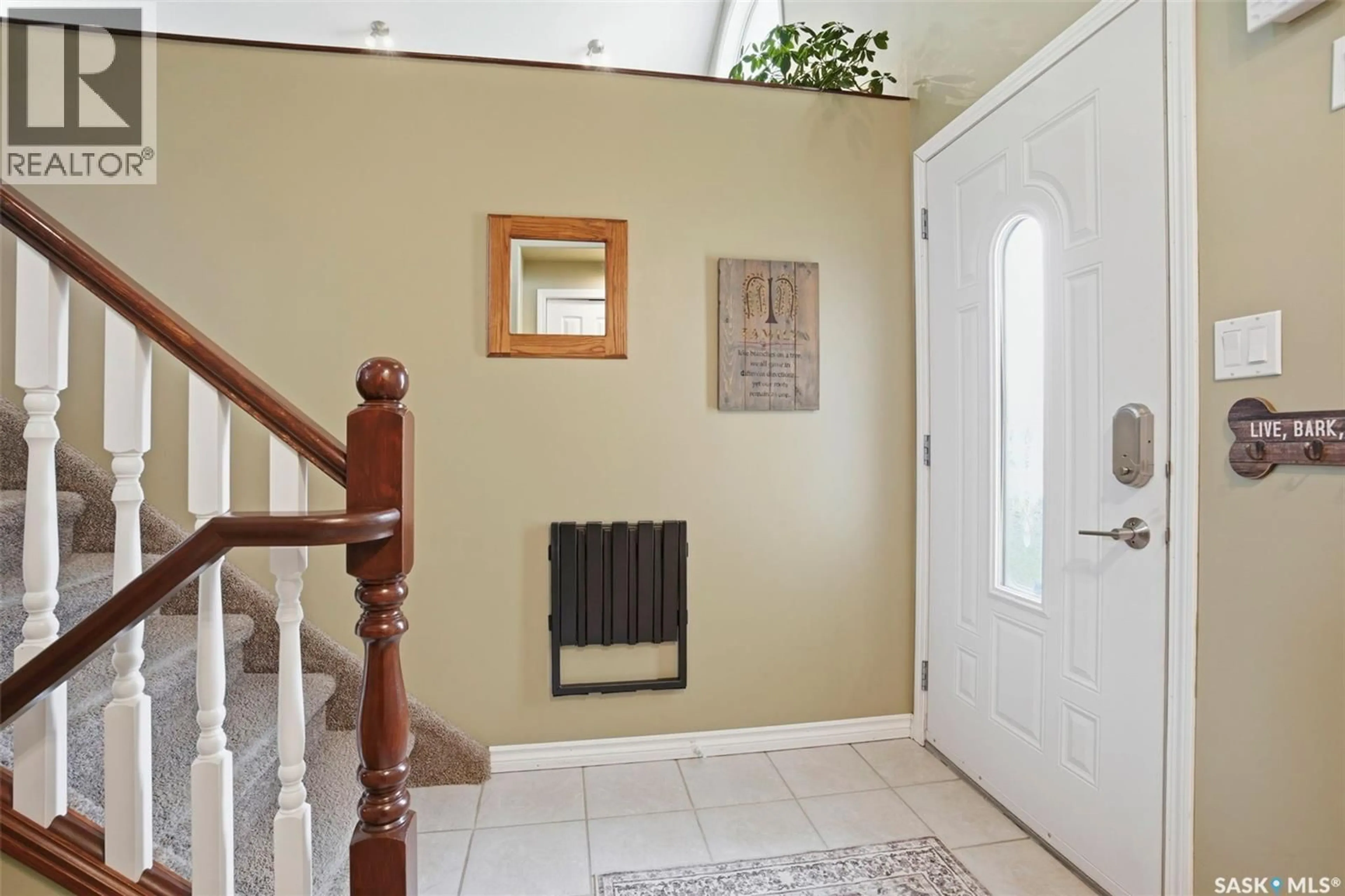 Indoor entryway for 1 WESTBY PLACE, Watrous Saskatchewan S0K4T0