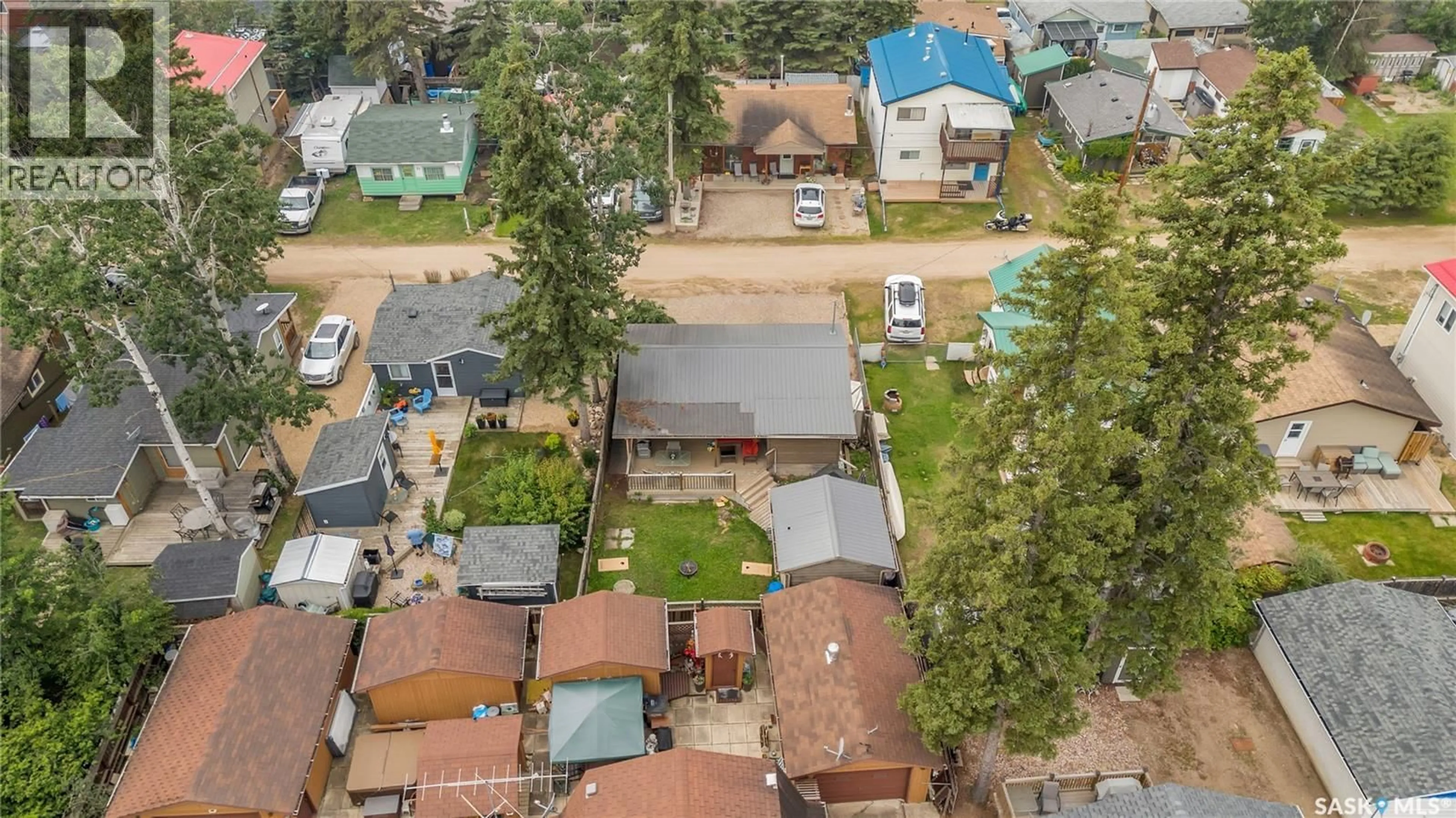 A pic from outside/outdoor area/front of a property/back of a property/a pic from drone, street for 30 6TH STREET, Lakeland Rm No. 521 Saskatchewan S0J0N0