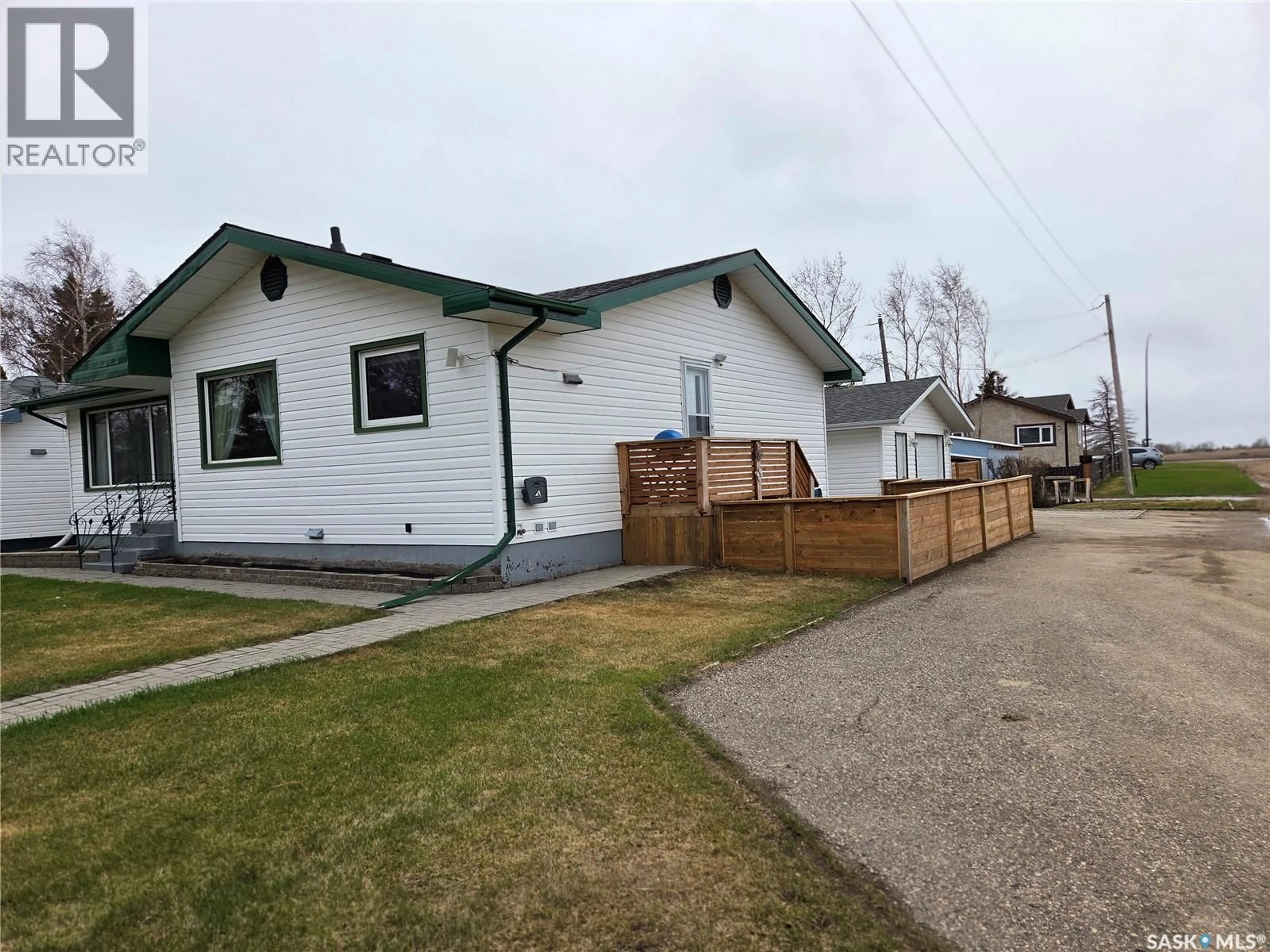 A pic from outside/outdoor area/front of a property/back of a property/a pic from drone, street for 237 3RD STREET, Wadena Saskatchewan S0A4J0