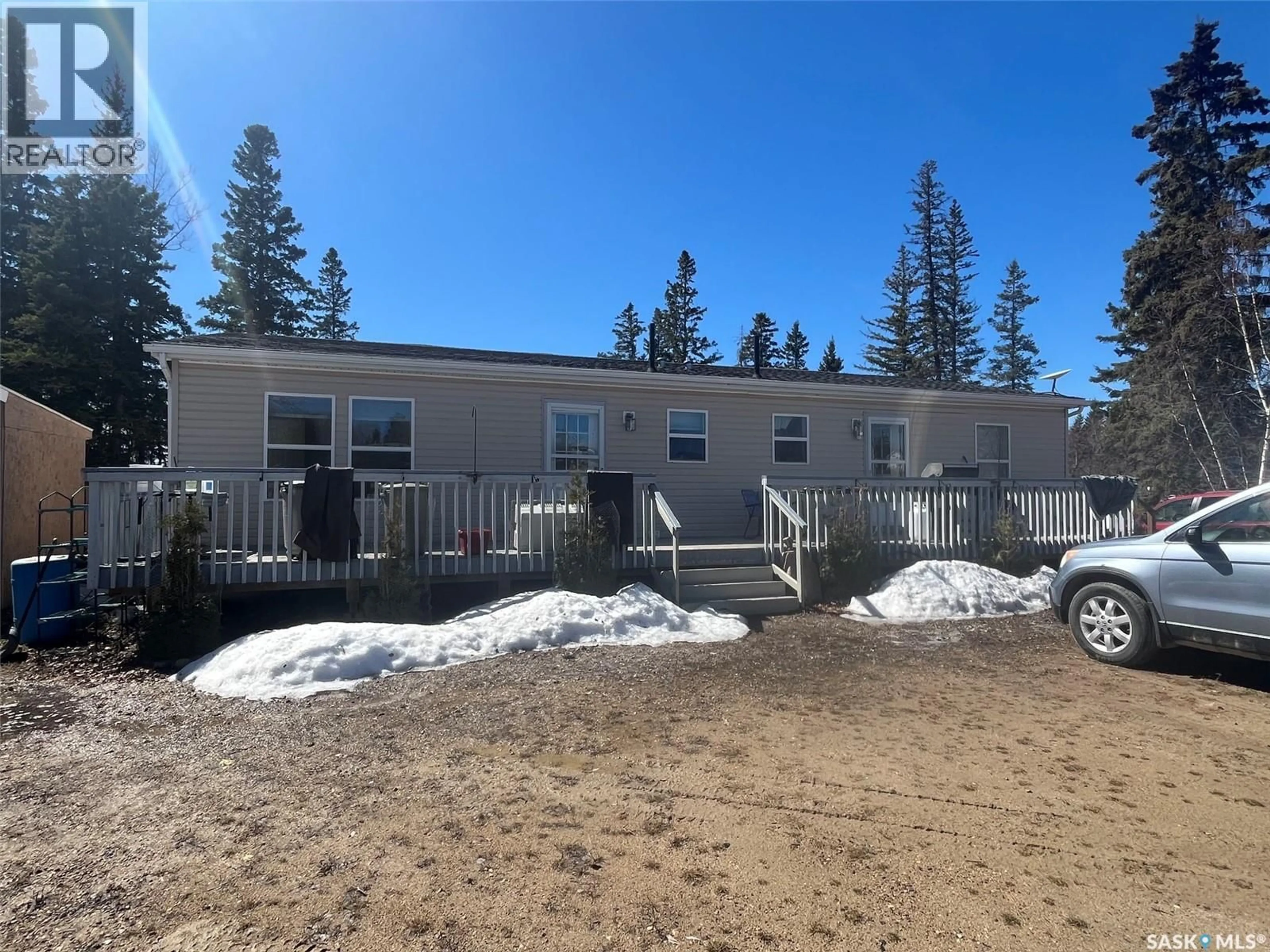 A pic of a room for 320 3RD AVENUE, Christopher Lake Saskatchewan S0J0N0