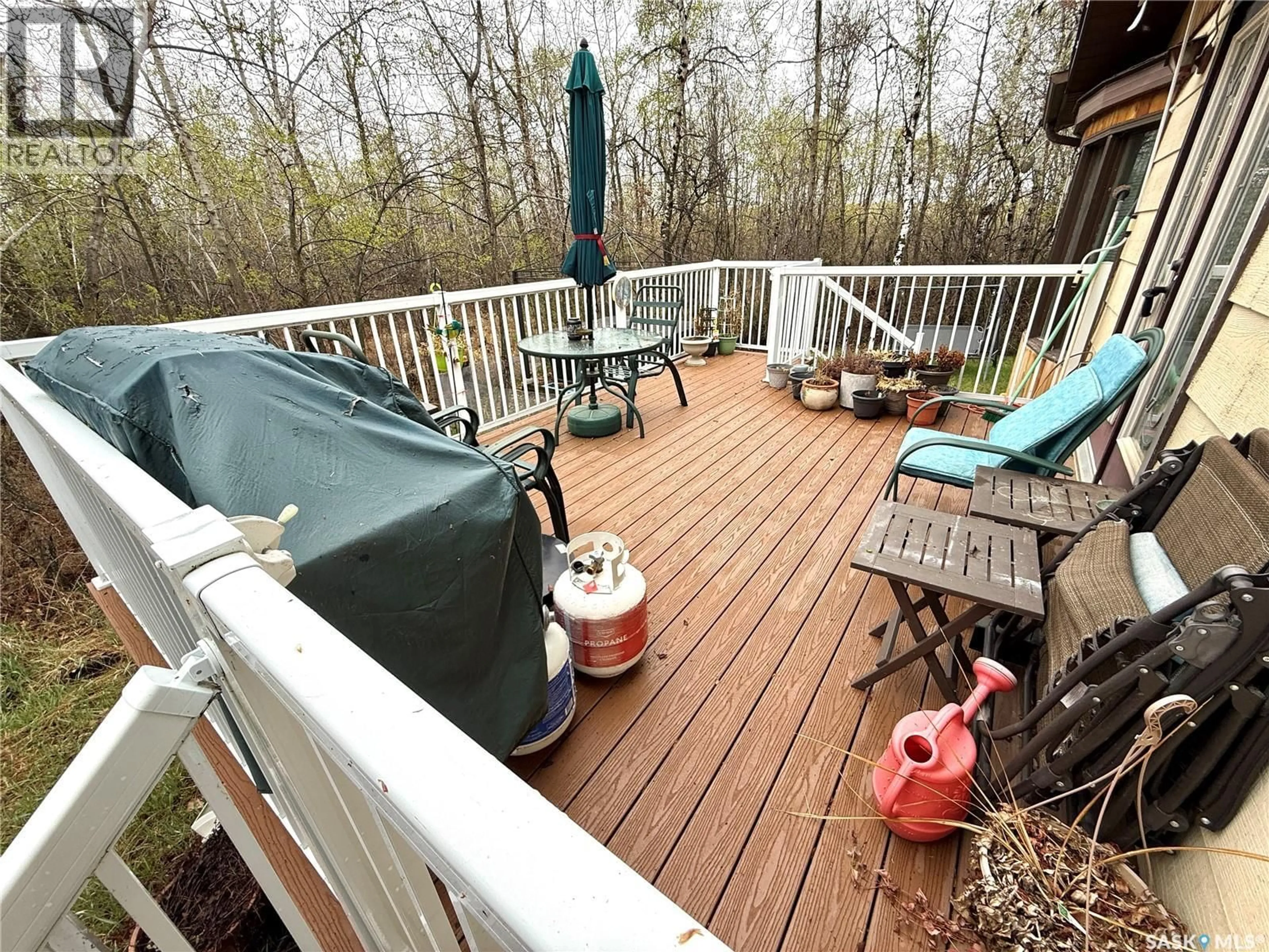 Patio, water/lake/river/ocean view for DUDDRIDGE ACRES, Battle River Rm No. 438 Saskatchewan S0M0E0
