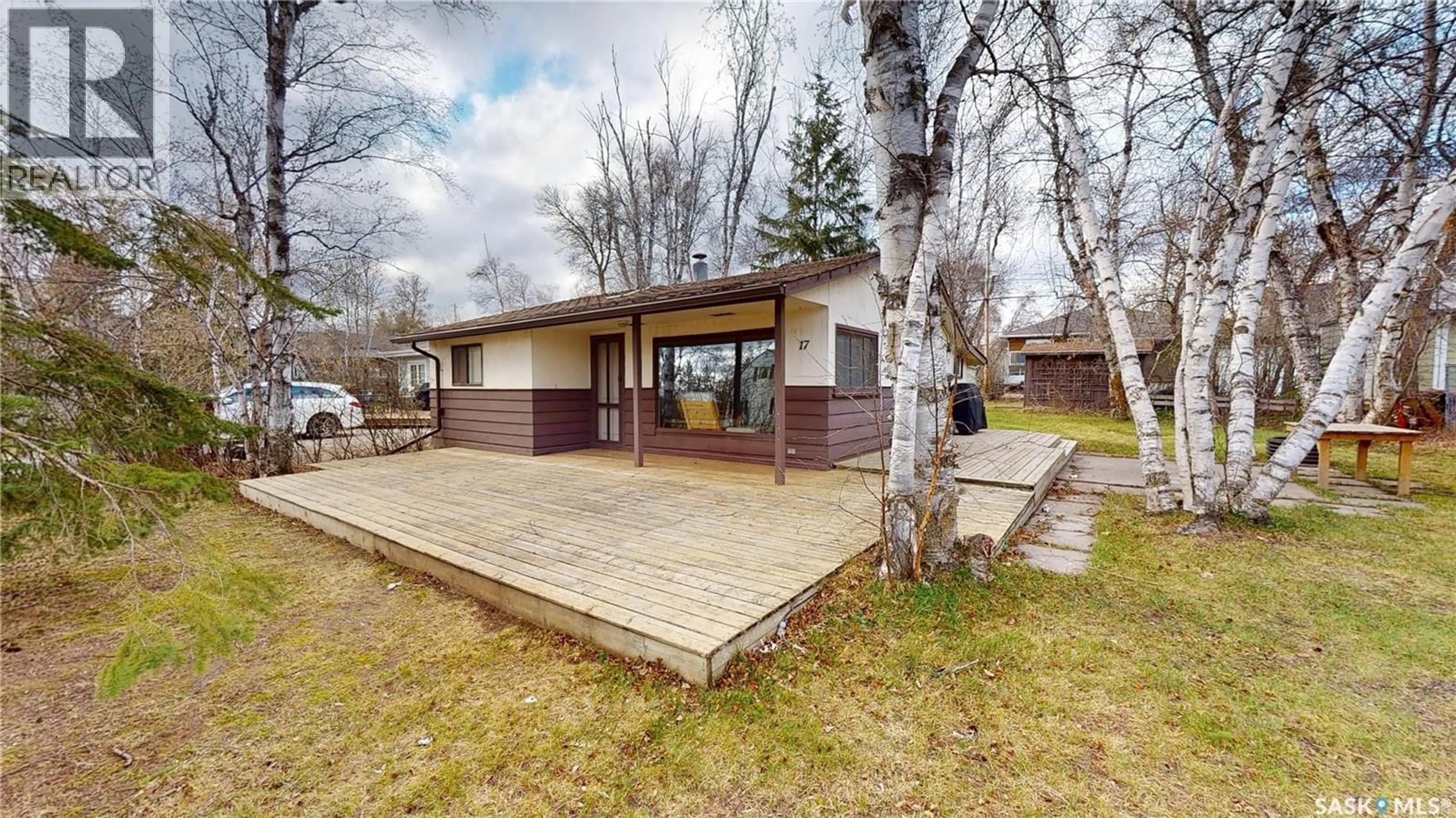 Patio, street for 17 WATZAMATTAU STREET, Kenosee Lake Saskatchewan S0C2S0