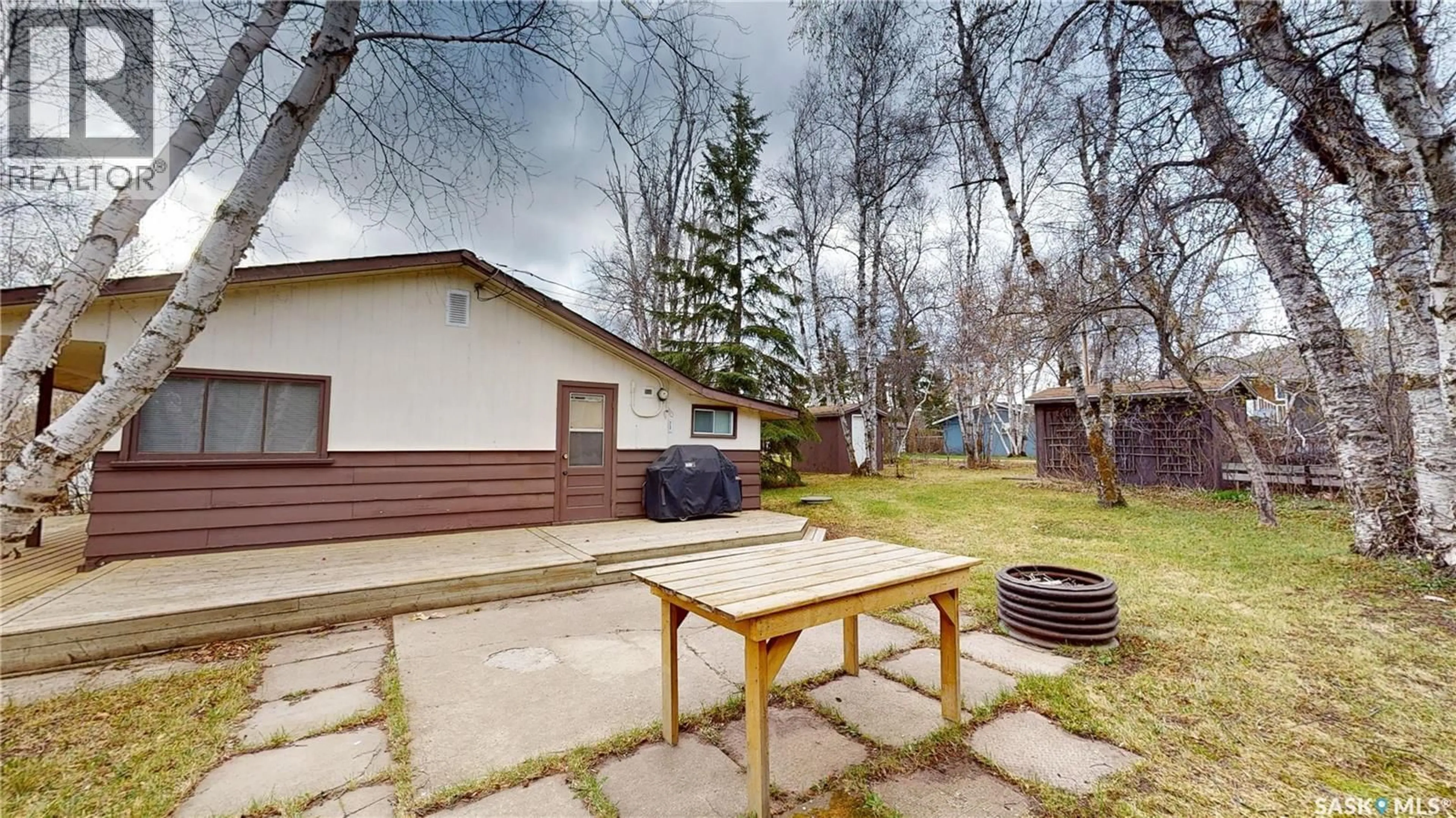 Patio, street for 17 WATZAMATTAU STREET, Kenosee Lake Saskatchewan S0C2S0