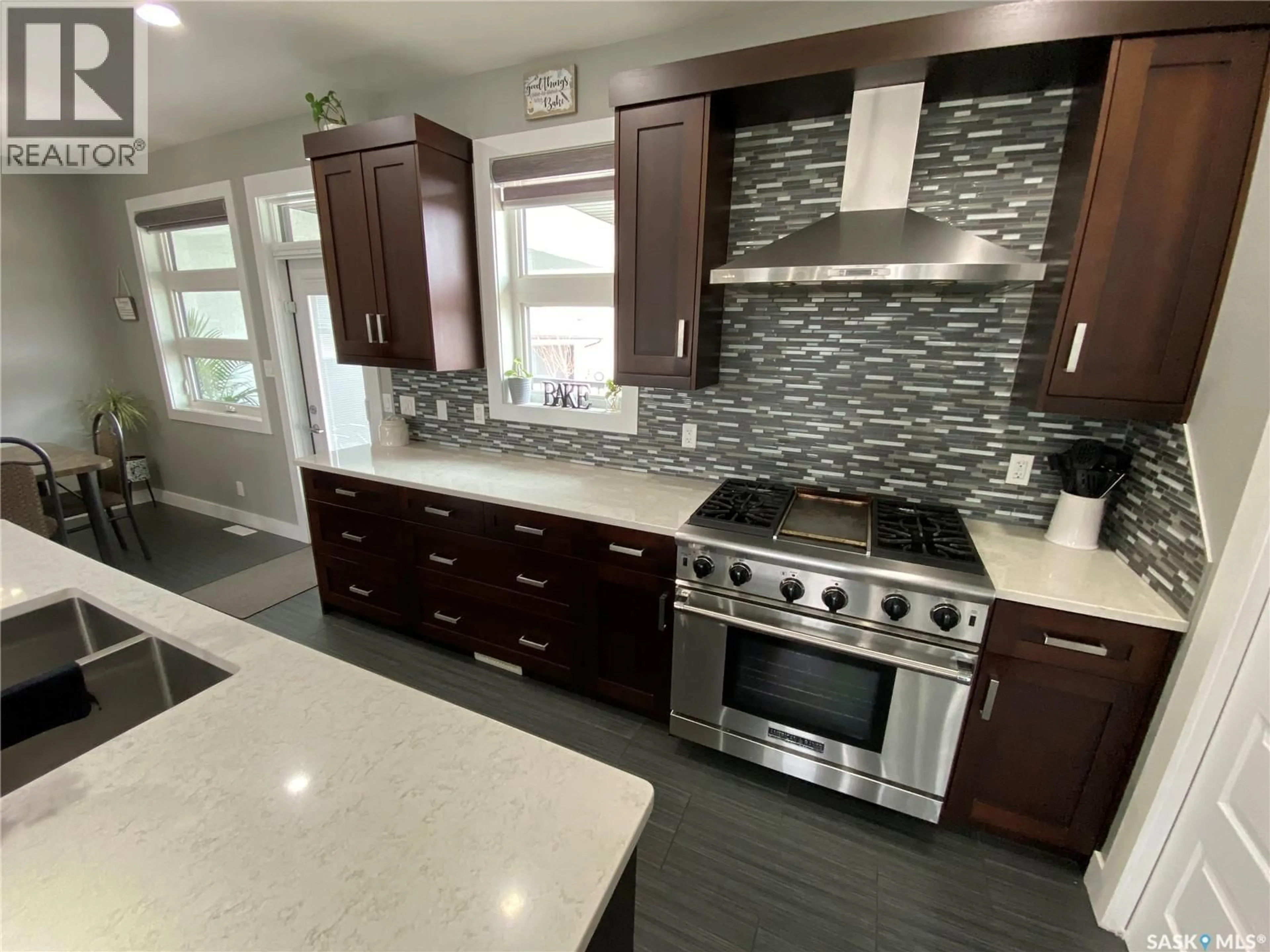 Open concept kitchen, ceramic/tile floor for 44 STILLWATER BAY, Yorkton Saskatchewan S3N0E6