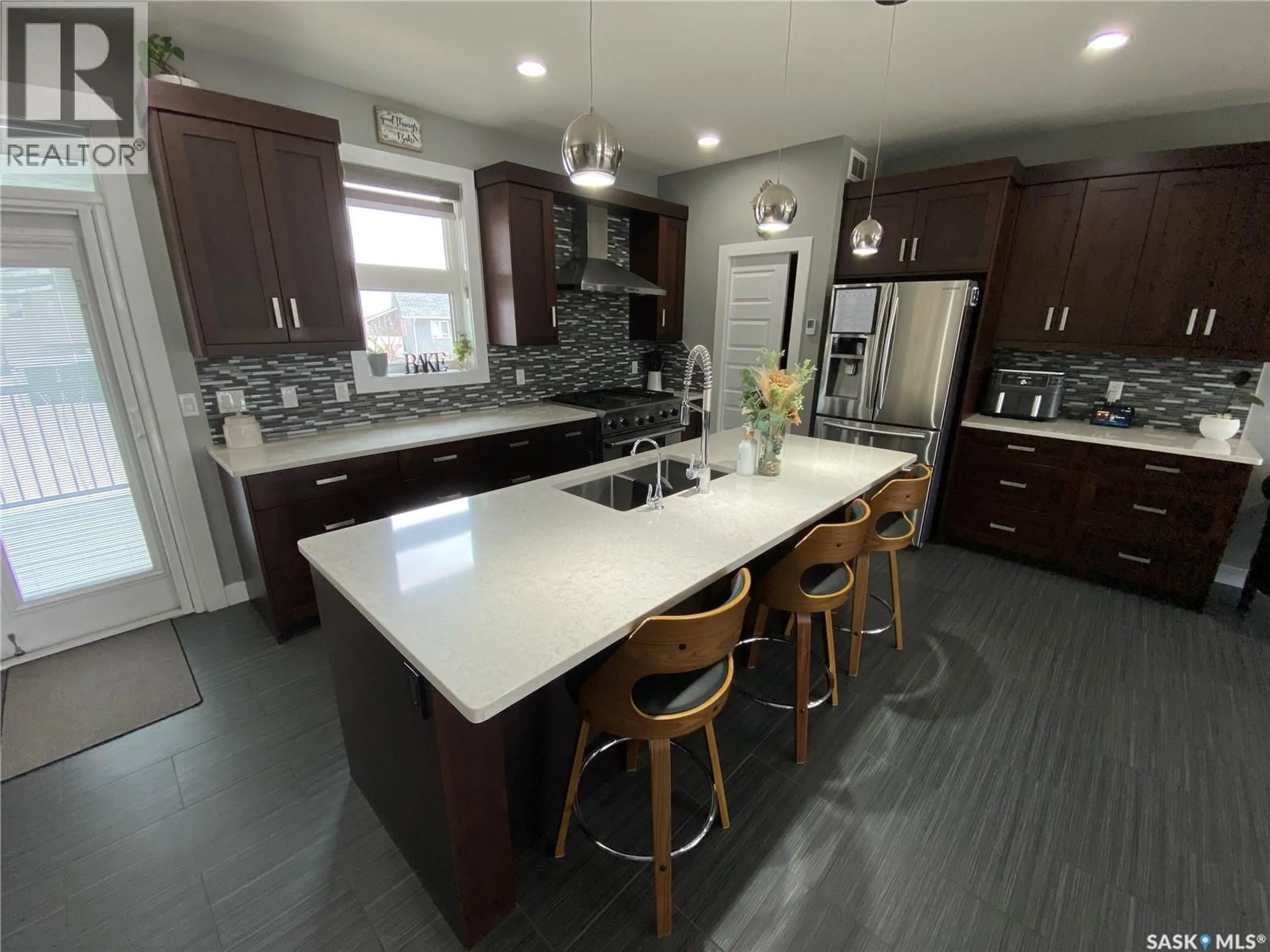 Open concept kitchen, ceramic/tile floor for 44 STILLWATER BAY, Yorkton Saskatchewan S3N0E6