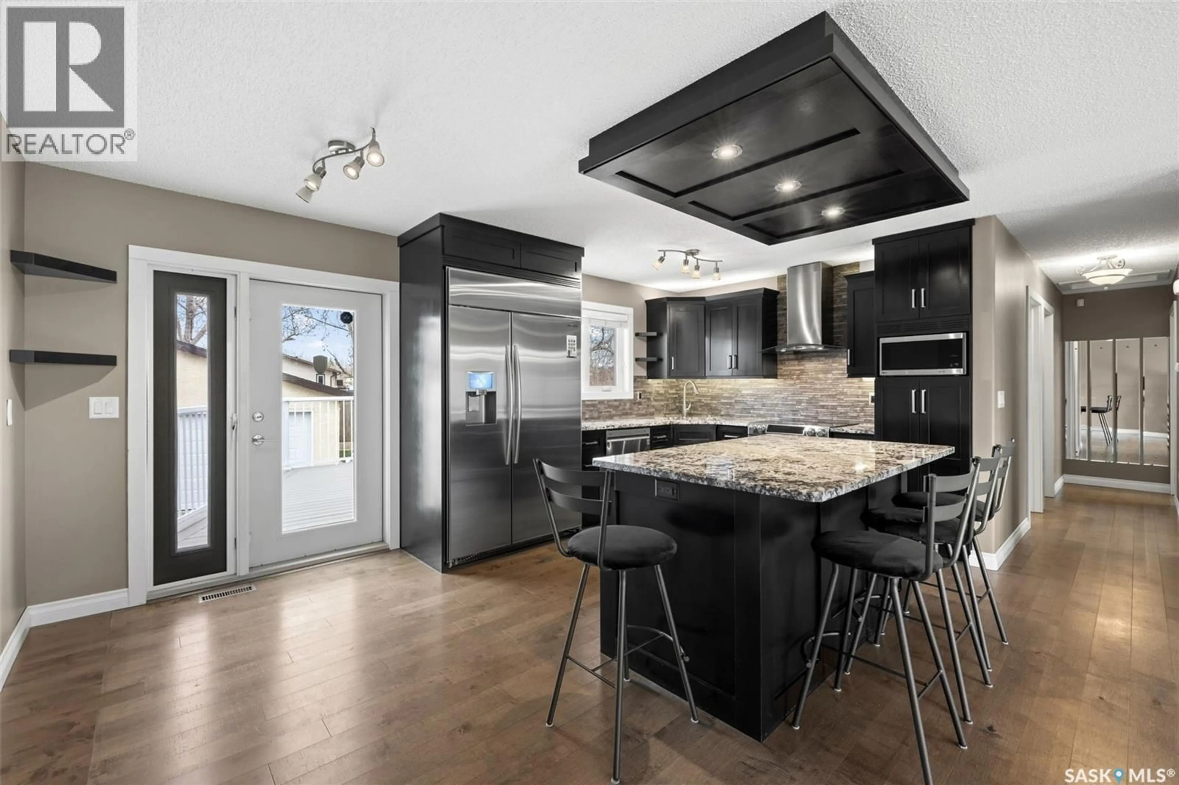 Open concept kitchen, unknown for 1015 KENDERDINE DRIVE, Regina Saskatchewan S4X4H8