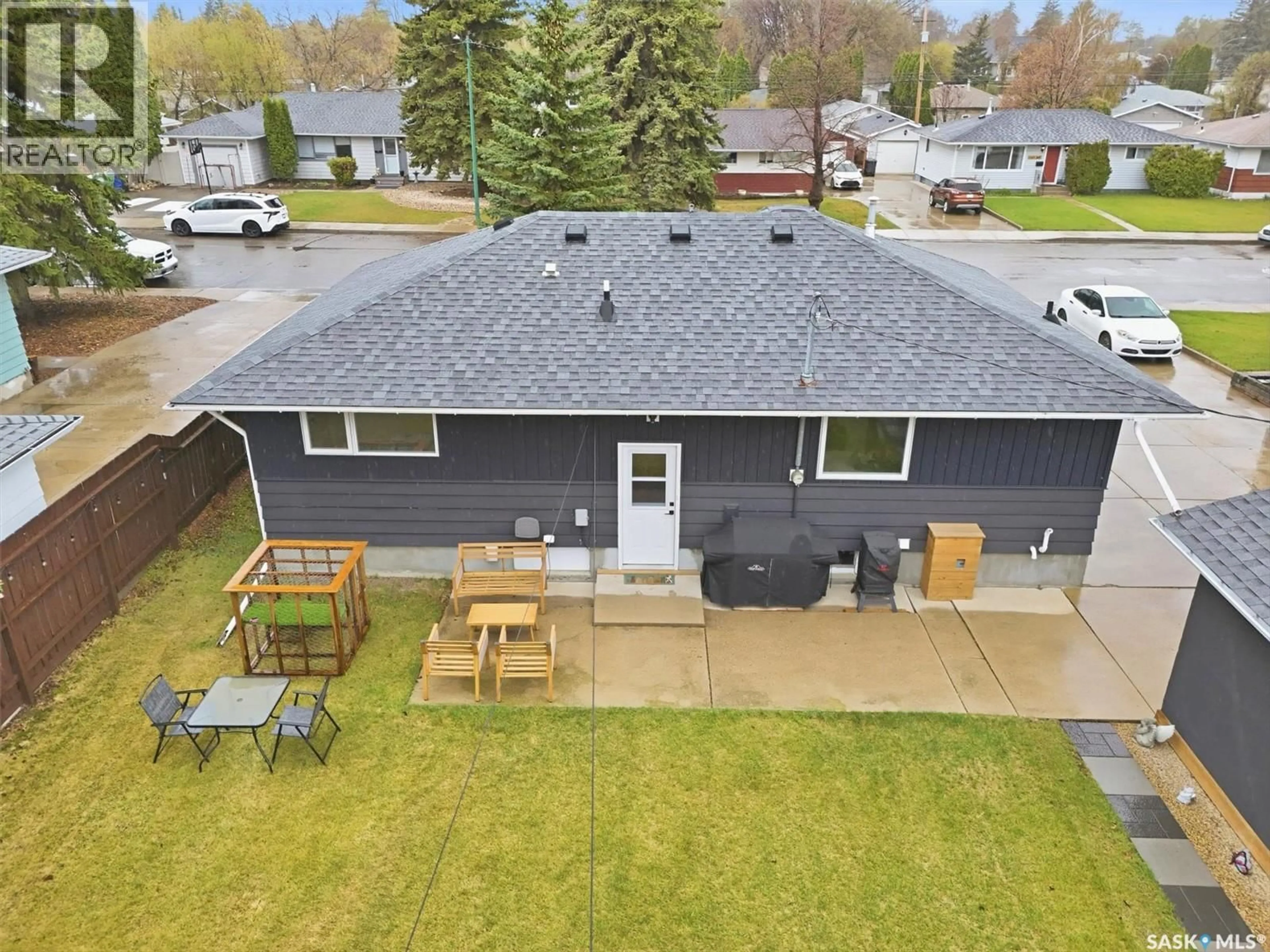 A pic from outside/outdoor area/front of a property/back of a property/a pic from drone, unknown for 2417 HANOVER AVENUE, Saskatoon Saskatchewan S7J1E7