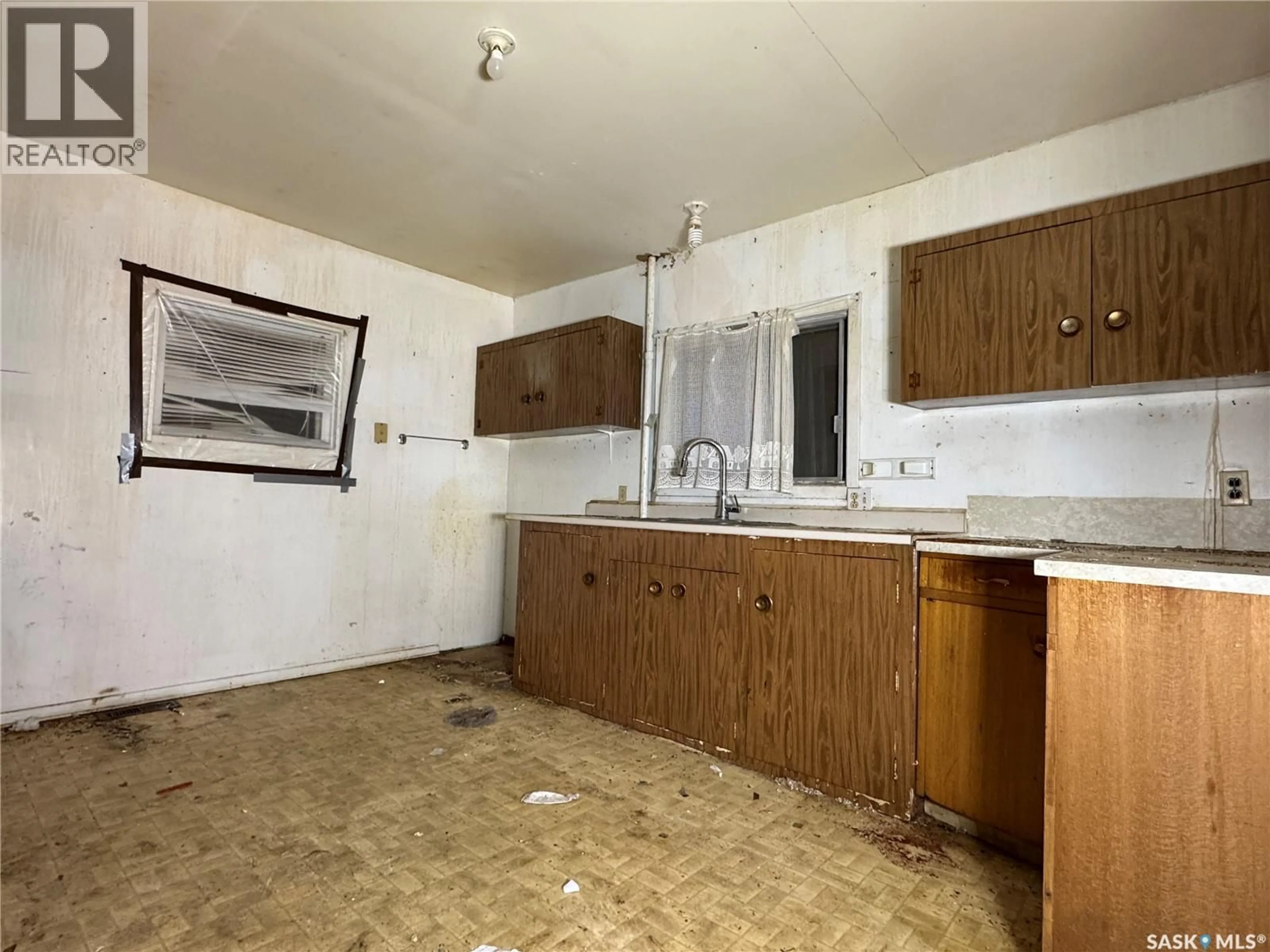 A pic of a room for 208 IRVINE STREET, Cut Knife Saskatchewan S0M0N0