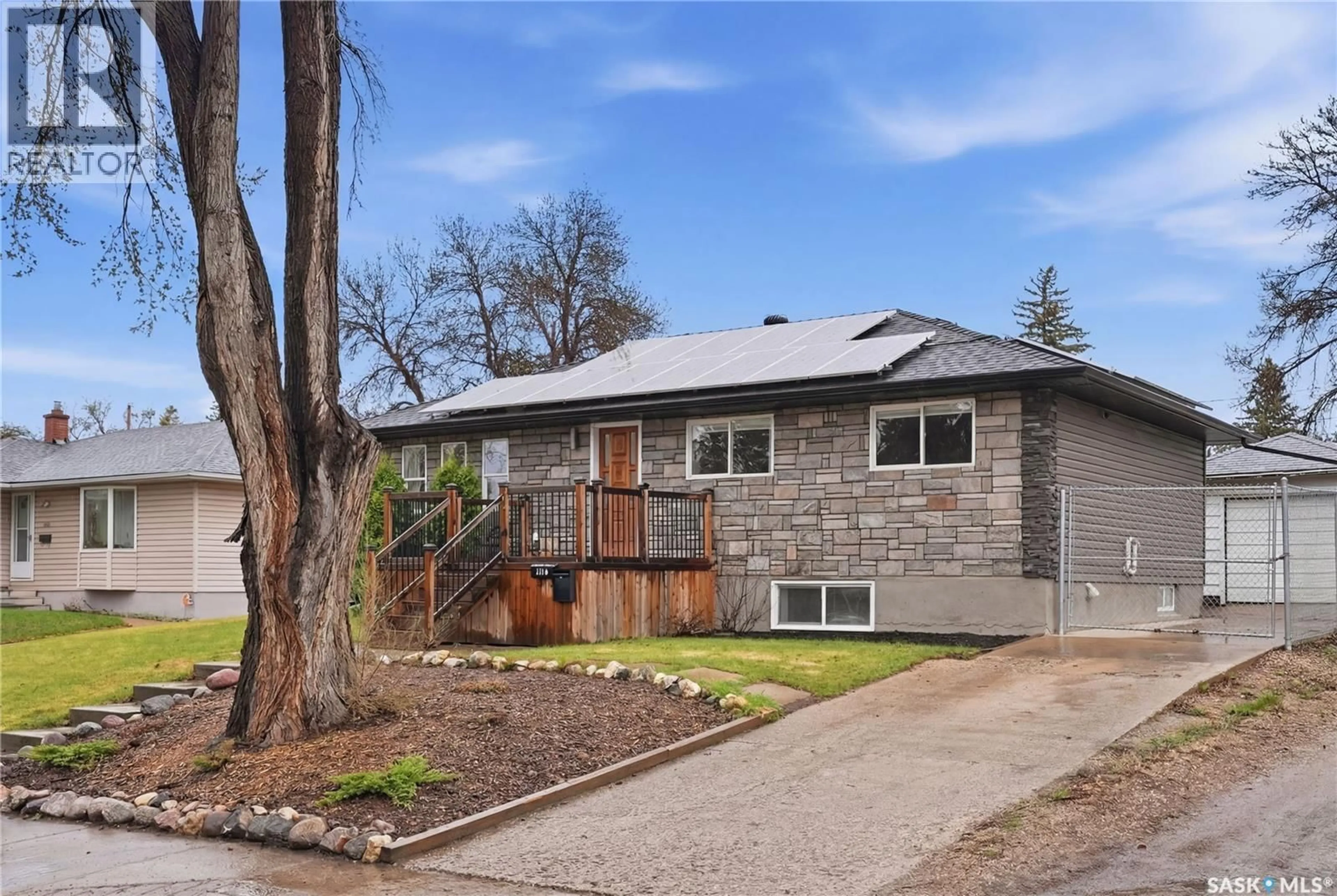 Home with brick exterior material, street for 1210 K AVENUE, Saskatoon Saskatchewan S7L2N9