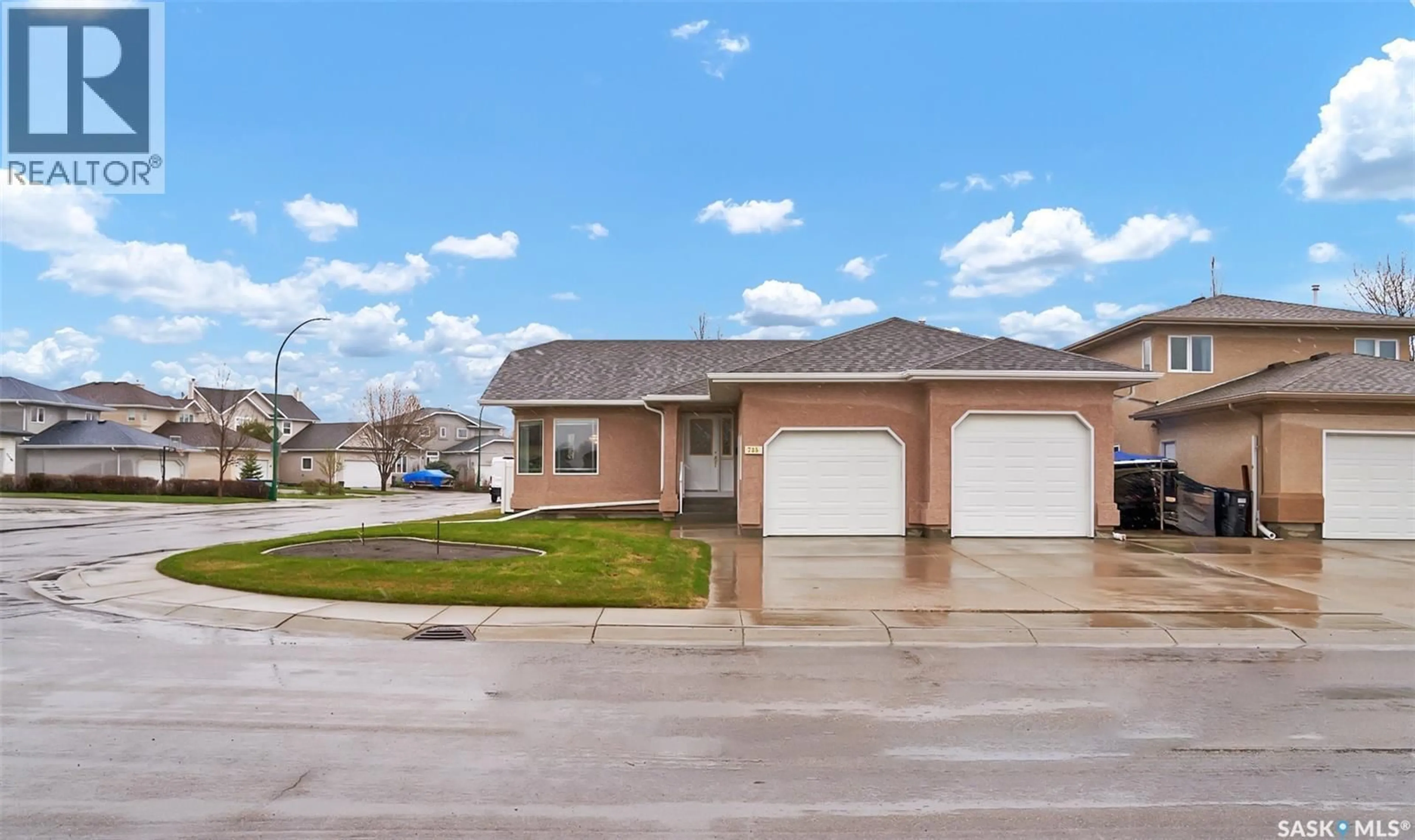 Unknown for 735 FAIRBROTHER AVENUE, Saskatoon Saskatchewan S7S1H8